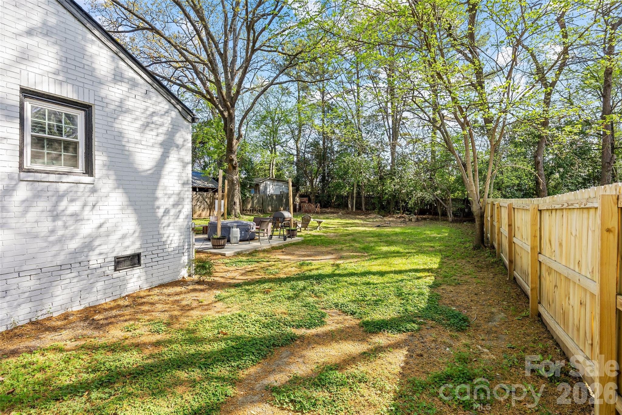 2738 Catalina Avenue — Charlotte