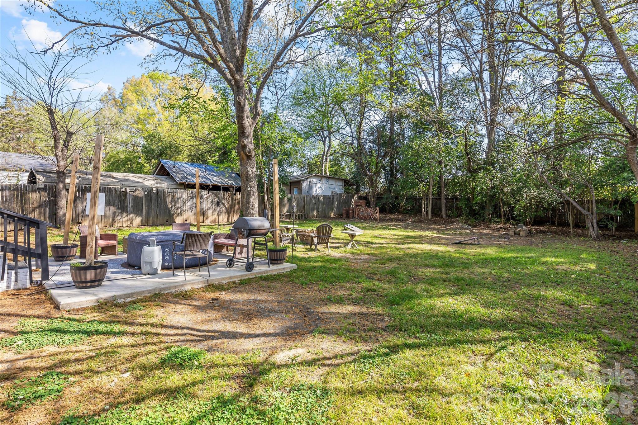 2738 Catalina Avenue — Charlotte
