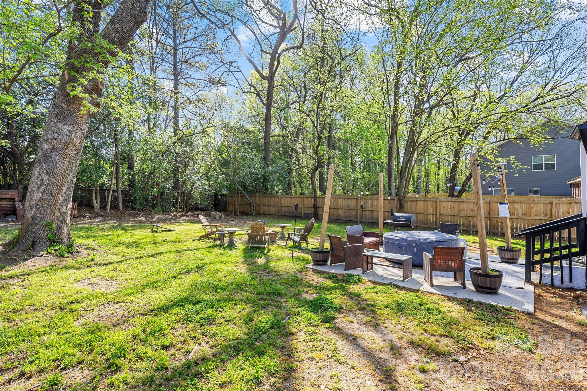 2738 Catalina Avenue — Charlotte