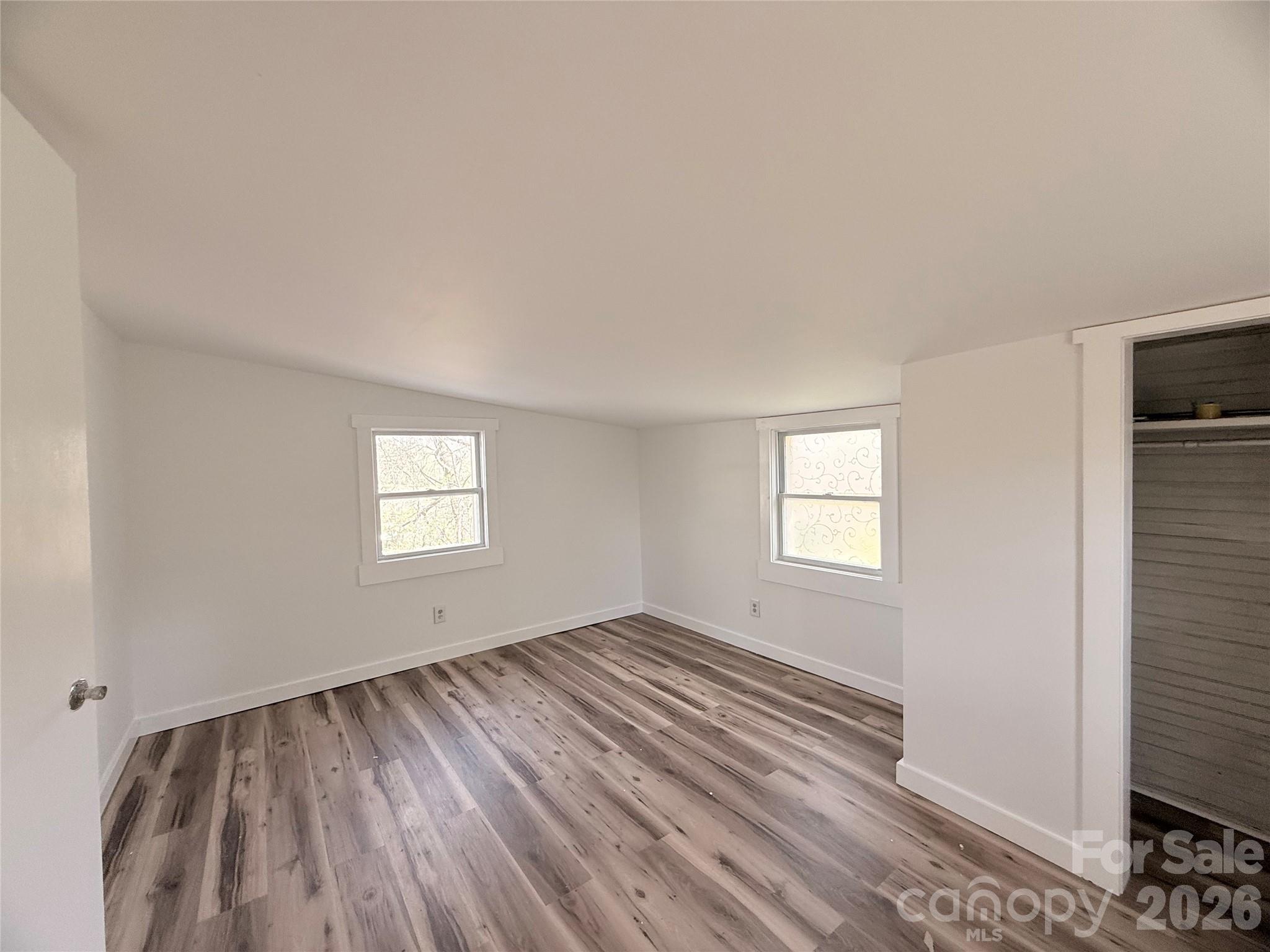 5A Warren Avenue — Asheville