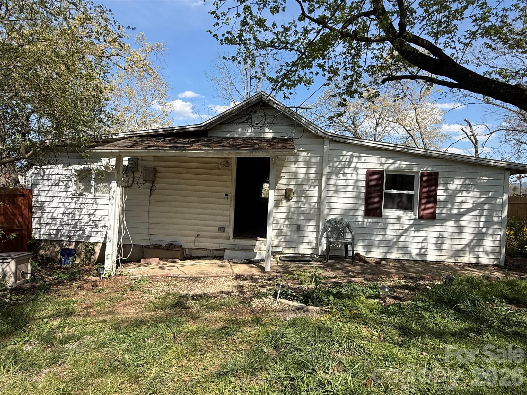 5A Warren Avenue — Asheville