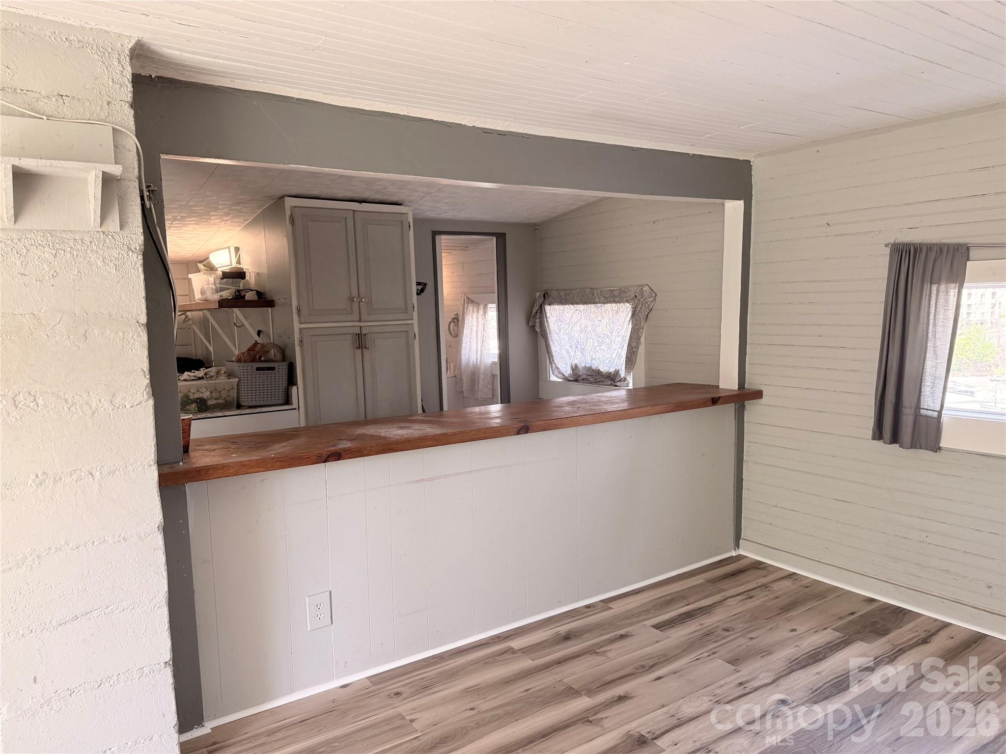 5A Warren Avenue — Asheville