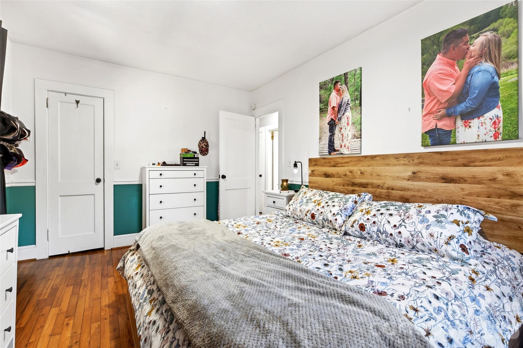 1511 White Oak Road — Bakersville