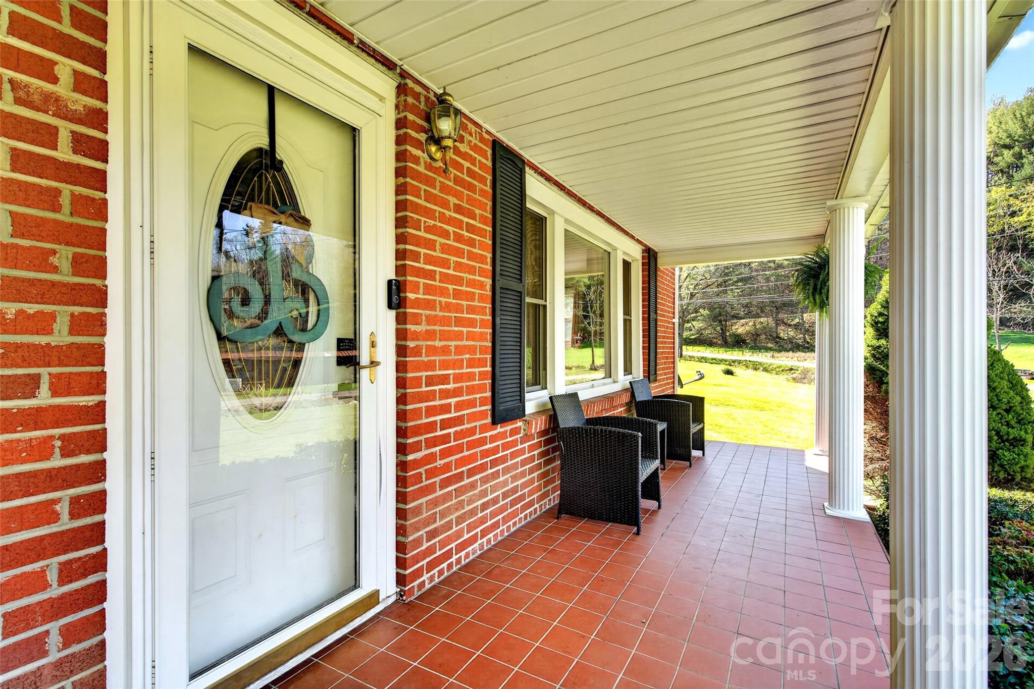 1511 White Oak Road — Bakersville