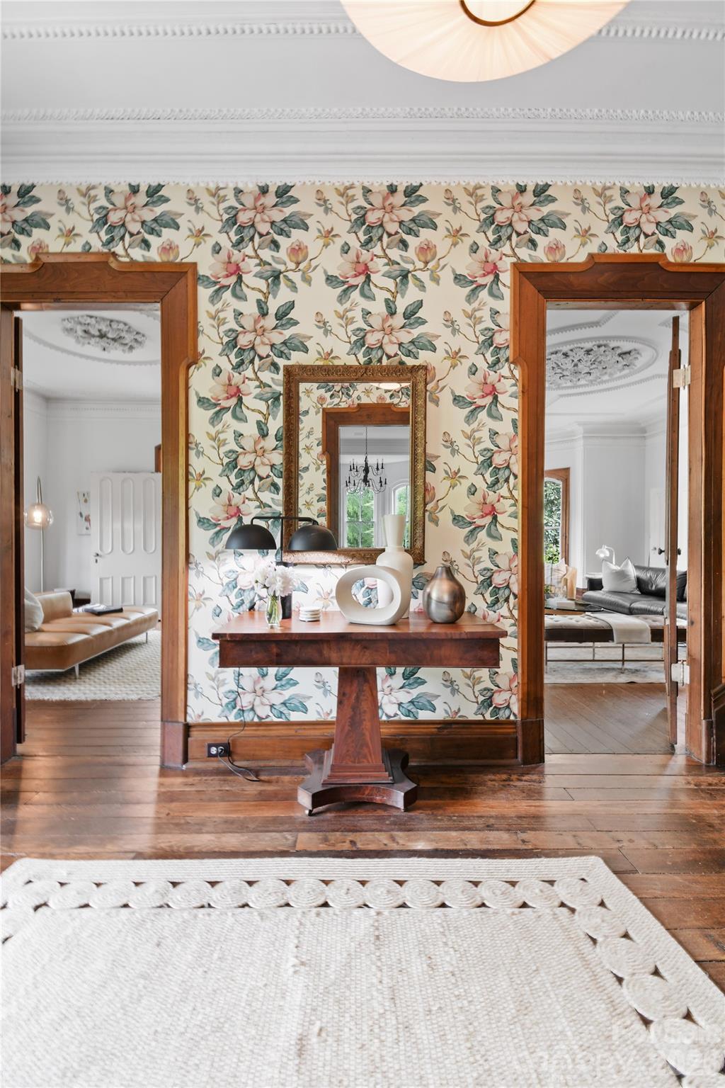 204 Lawson Street — Hot Springs