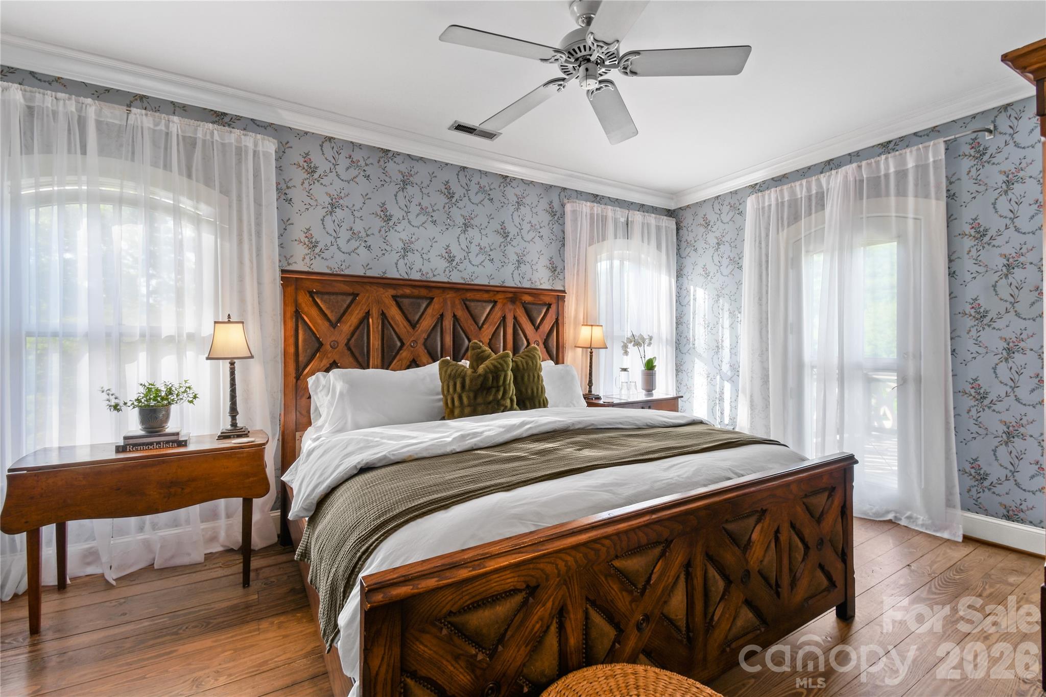 204 Lawson Street — Hot Springs