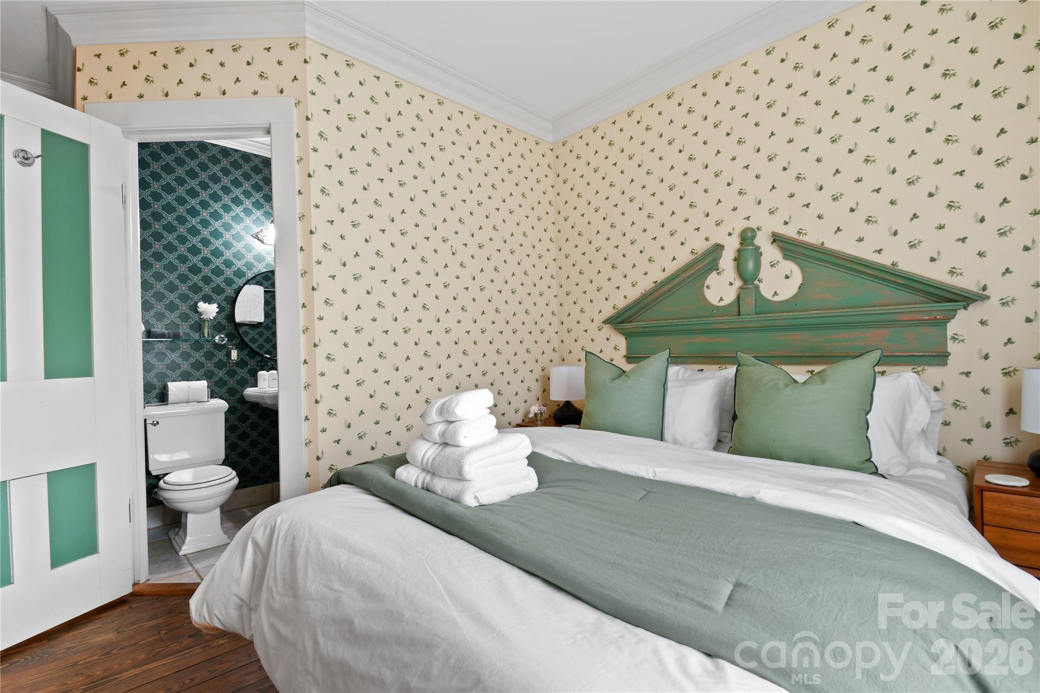 204 Lawson Street — Hot Springs