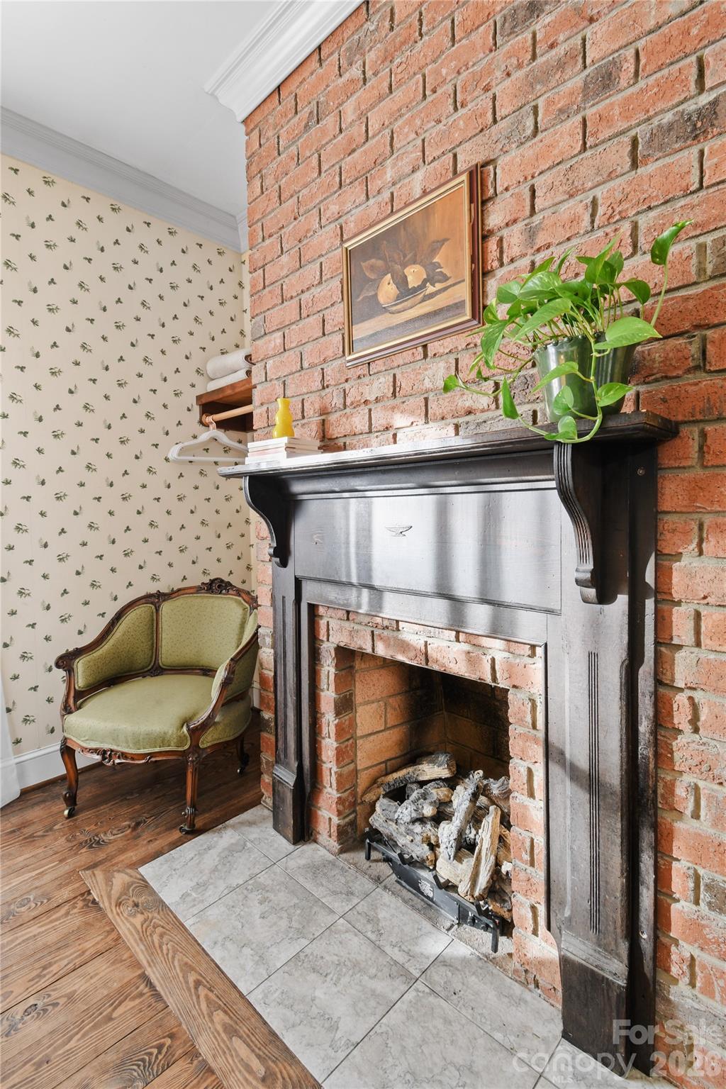 204 Lawson Street — Hot Springs