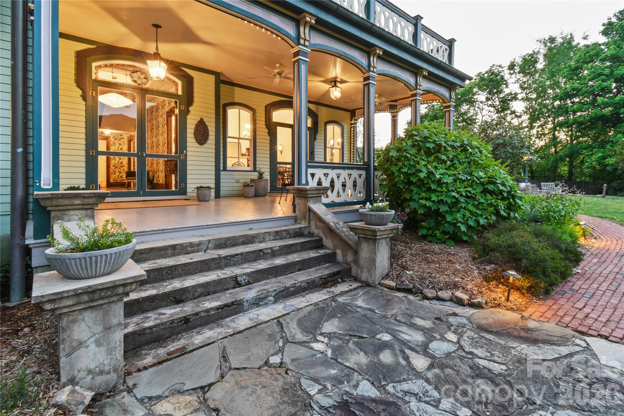 204 Lawson Street — Hot Springs