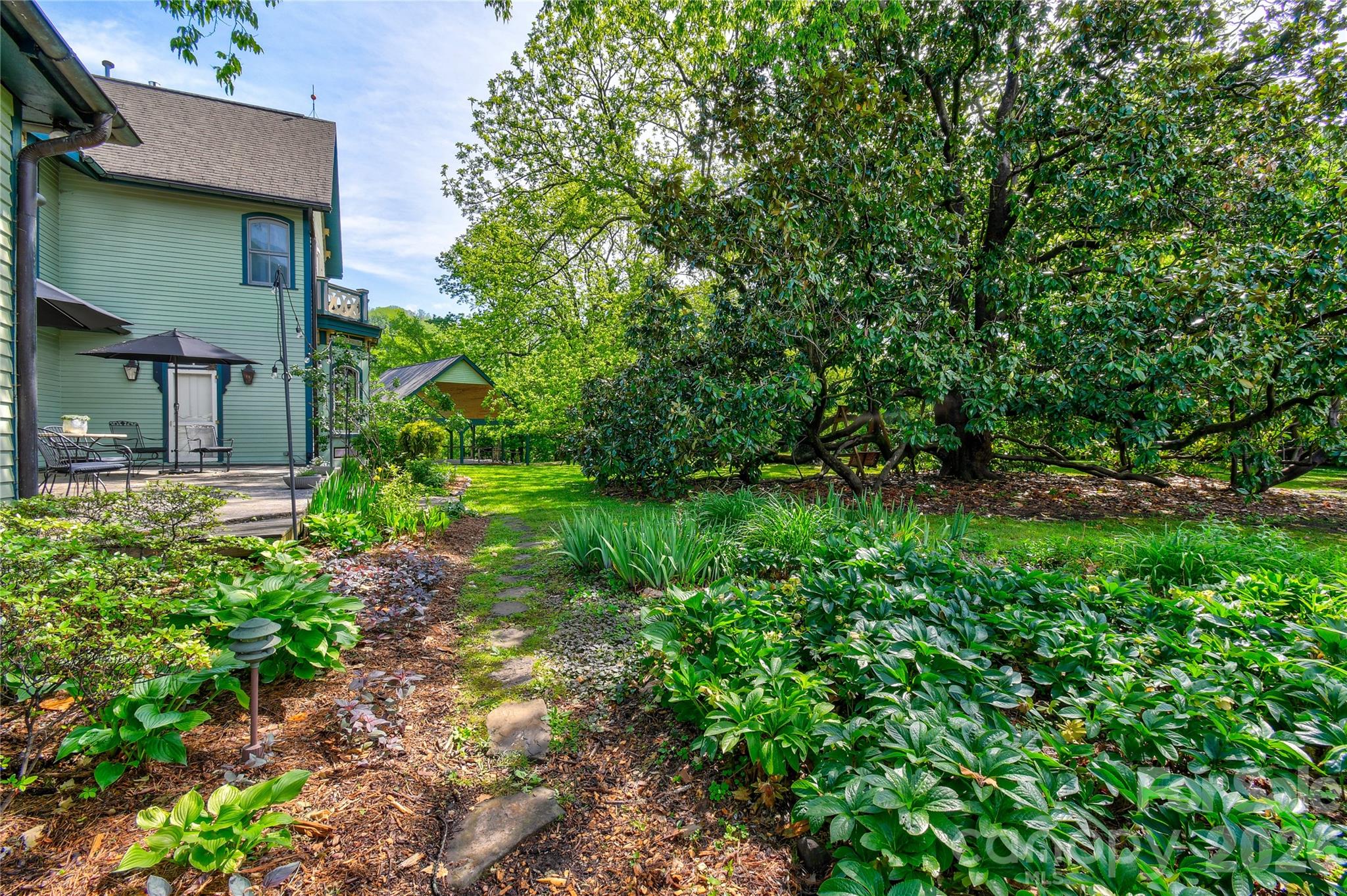 204 Lawson Street — Hot Springs