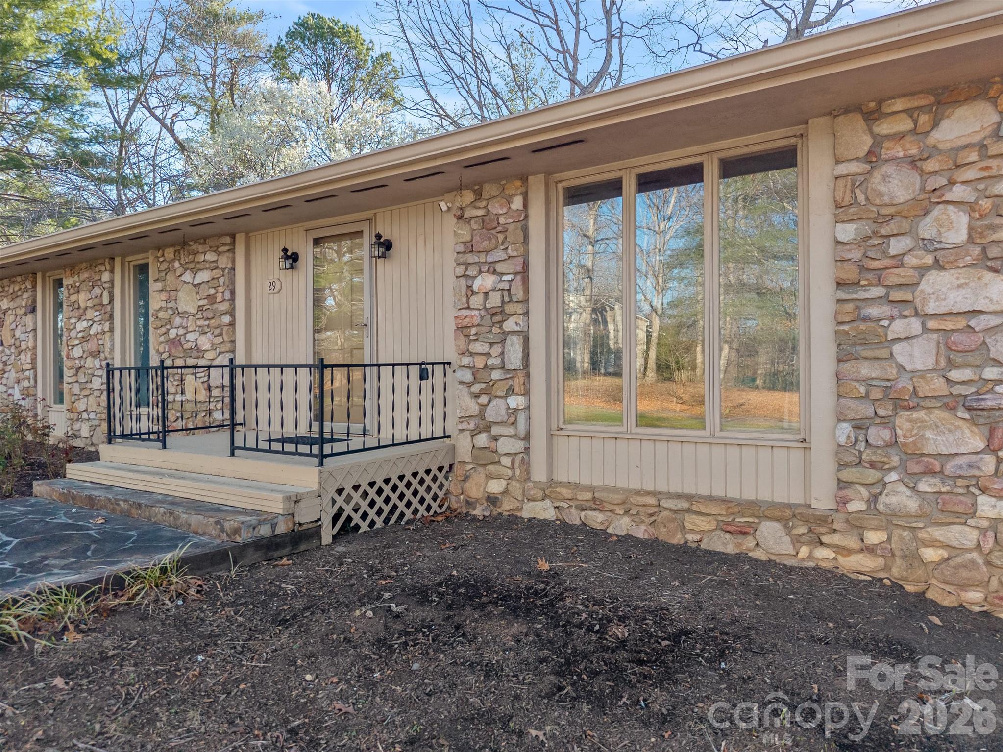 29 Reynolda Drive — Asheville