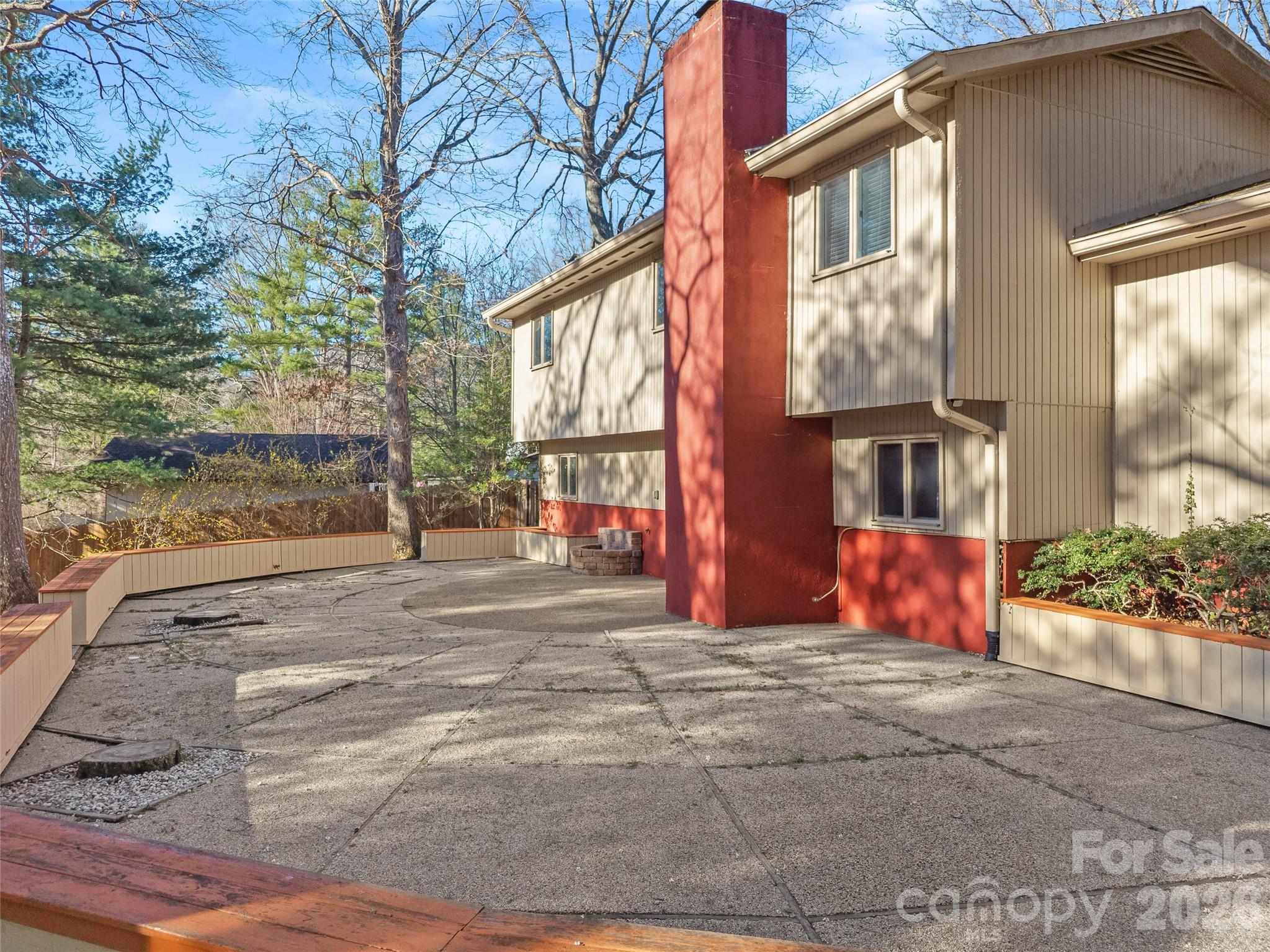 29 Reynolda Drive — Asheville