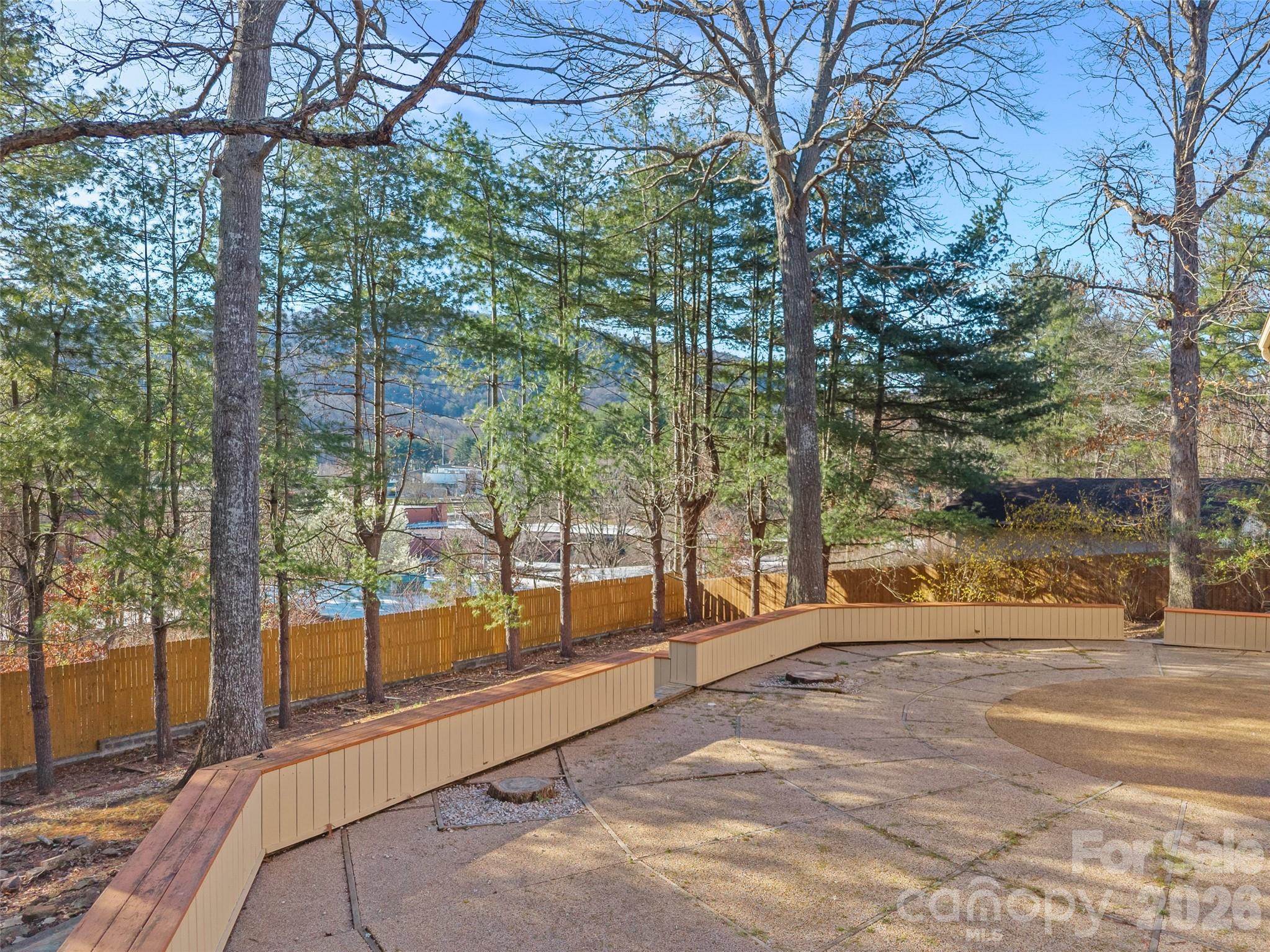 29 Reynolda Drive — Asheville