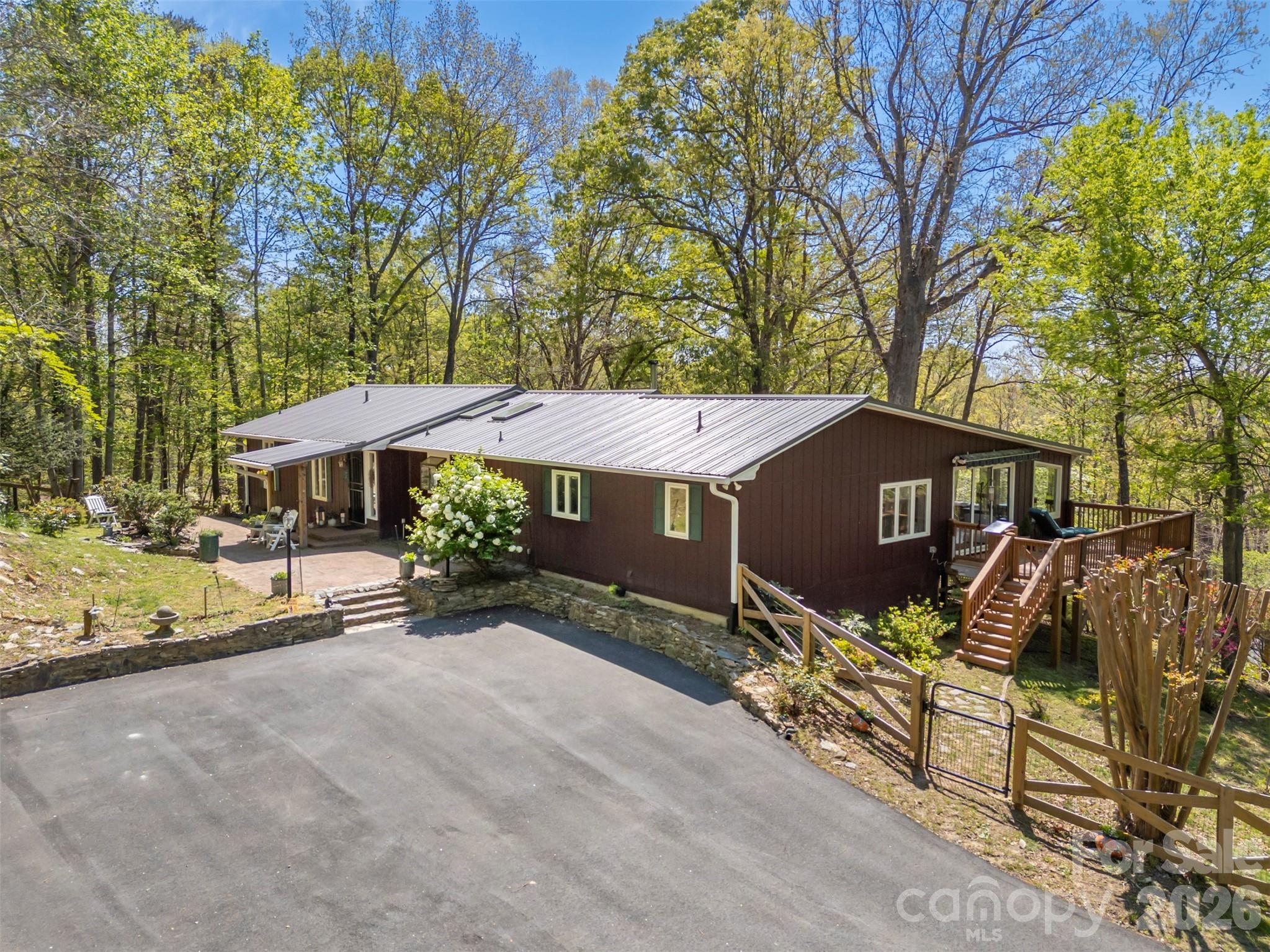 2825 River Road — Columbus