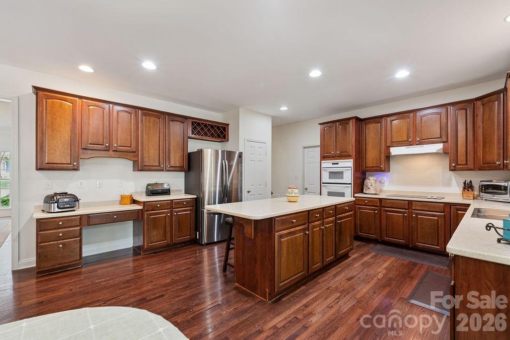 10826 Persimmon Creek Drive — Mint Hill