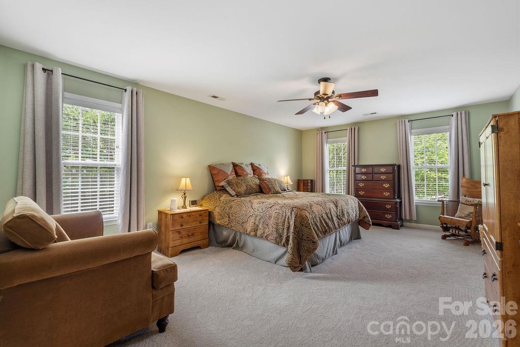 10826 Persimmon Creek Drive — Mint Hill