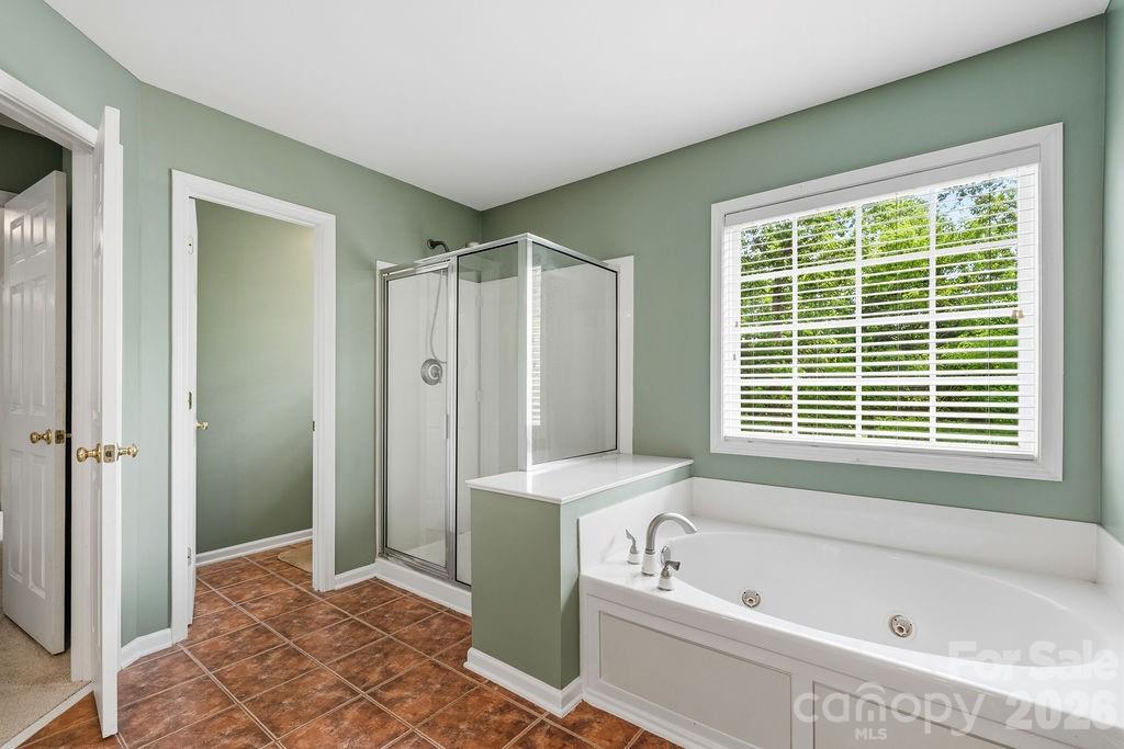 10826 Persimmon Creek Drive — Mint Hill