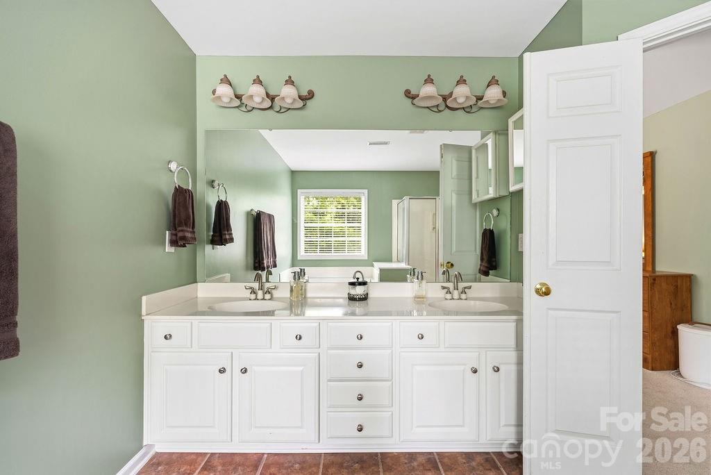 10826 Persimmon Creek Drive — Mint Hill