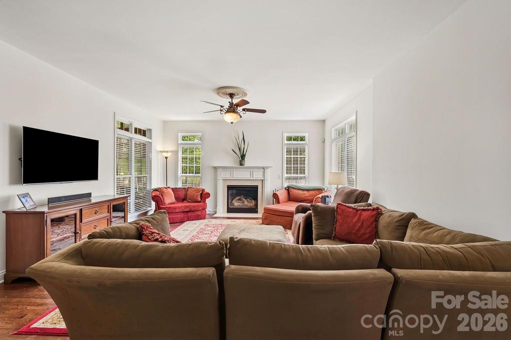 10826 Persimmon Creek Drive — Mint Hill
