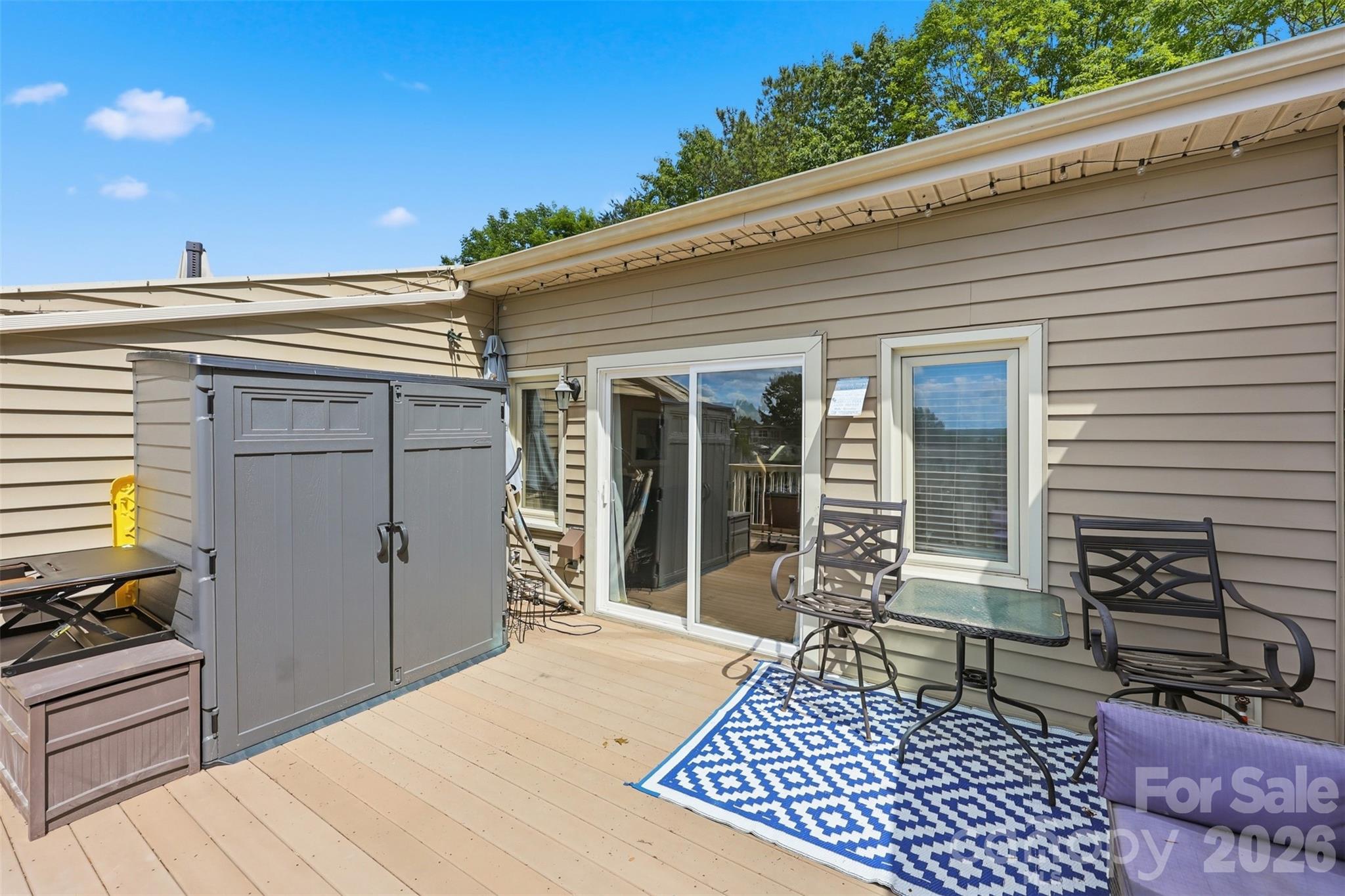 14614 Waterside Drive — Charlotte