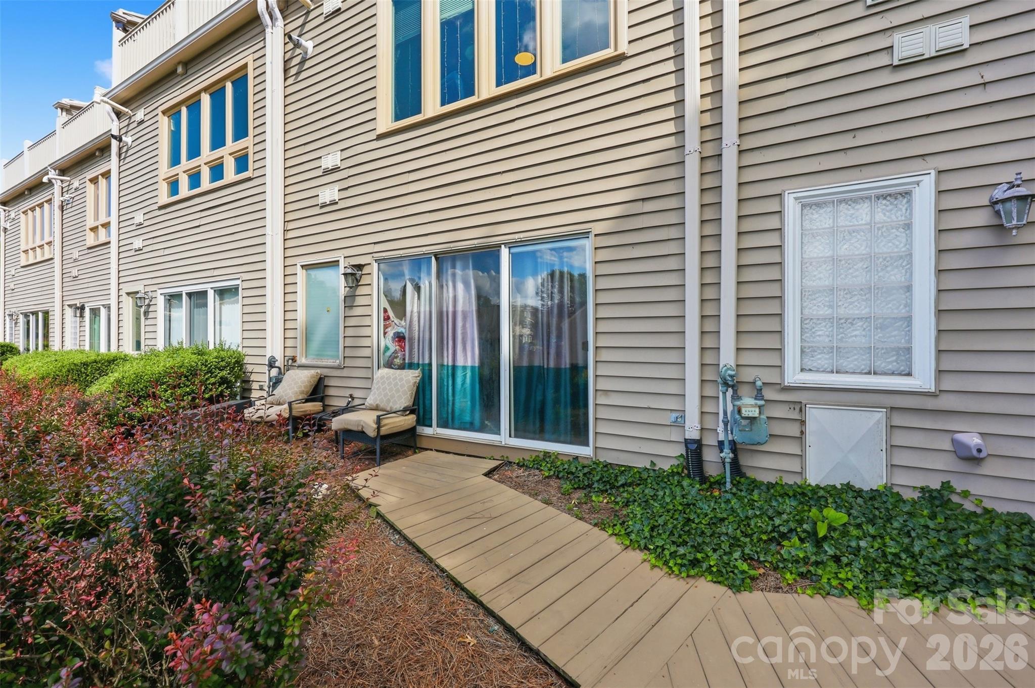 14614 Waterside Drive — Charlotte