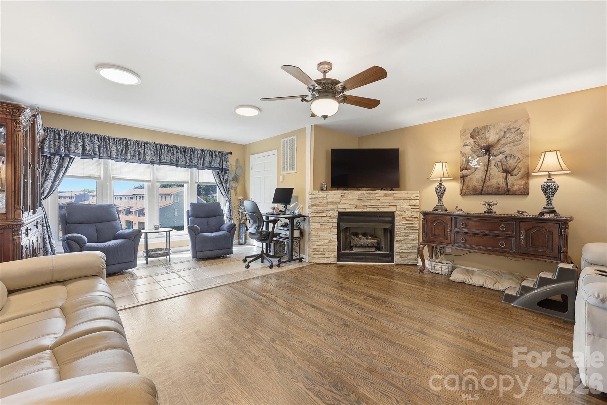 14614 Waterside Drive — Charlotte
