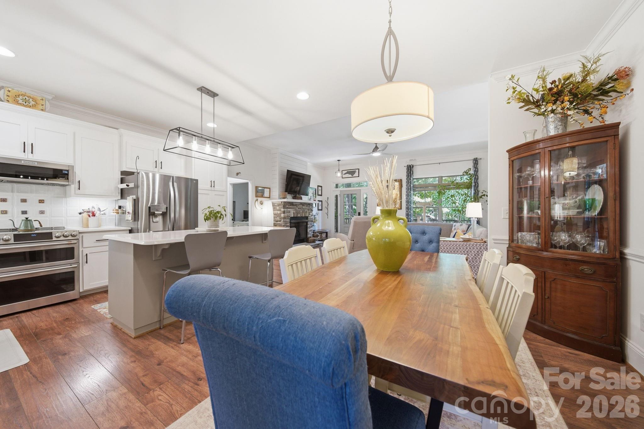 3008 Oakdale Drive — Monroe