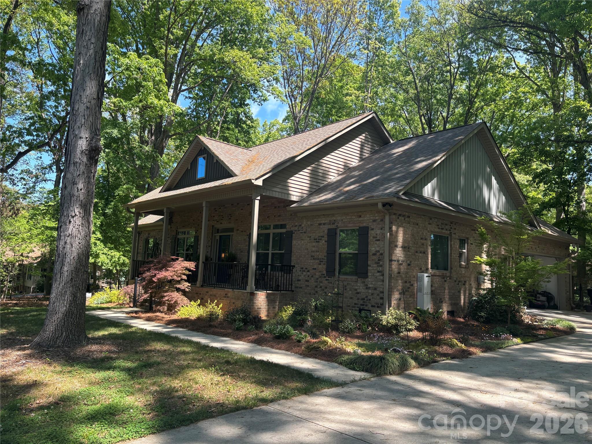 3008 Oakdale Drive — Monroe