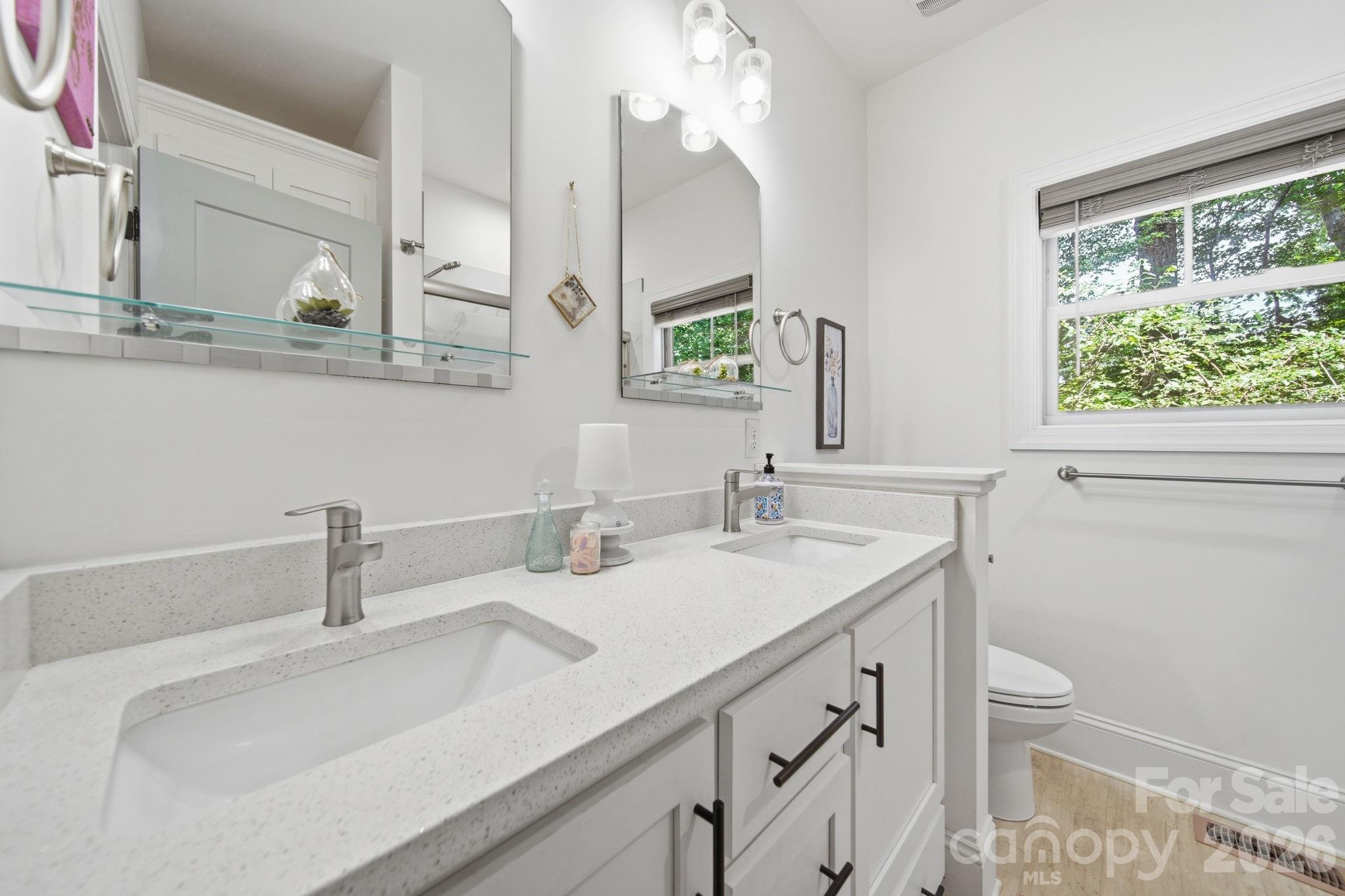 3008 Oakdale Drive — Monroe