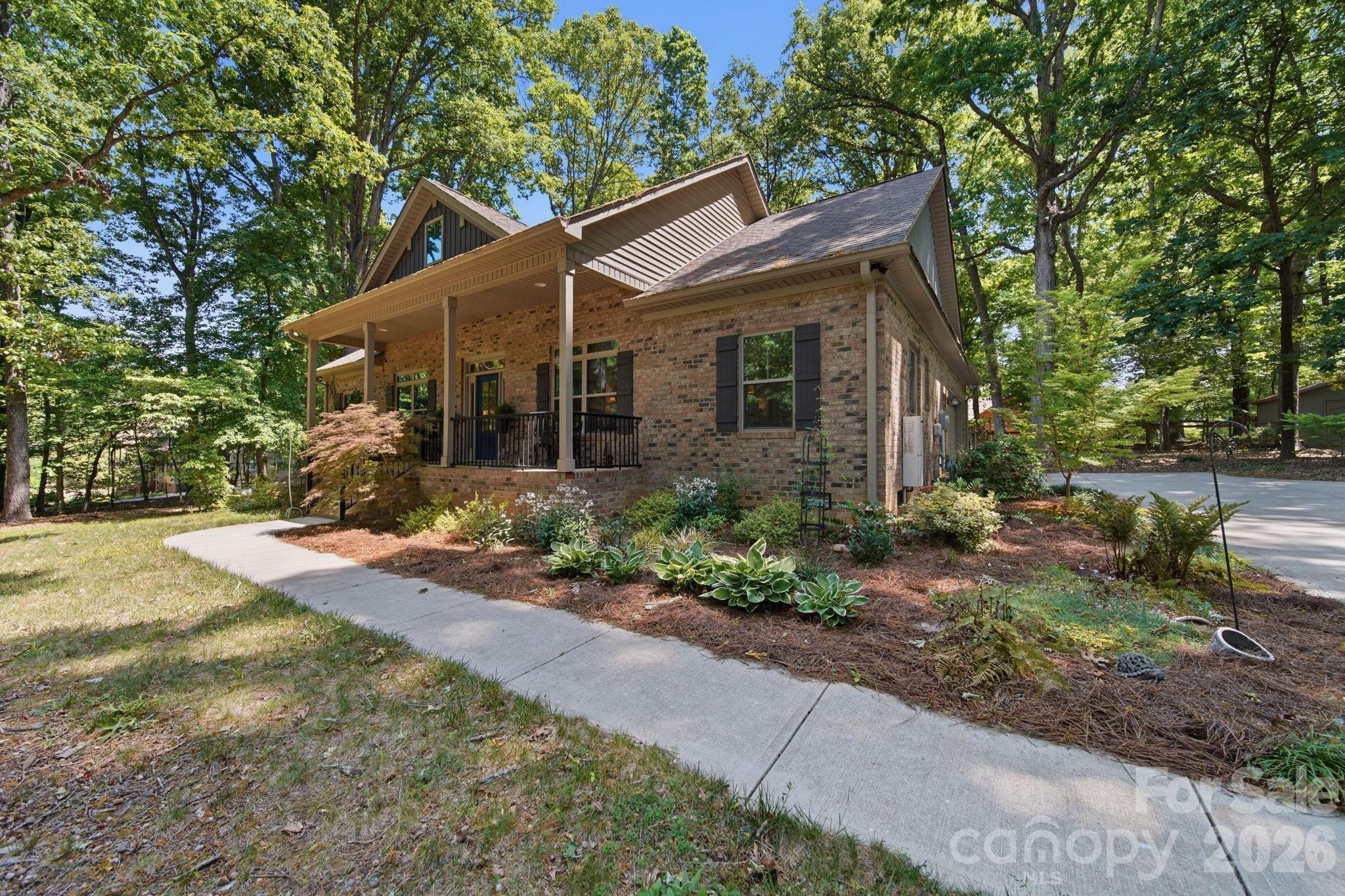 3008 Oakdale Drive — Monroe