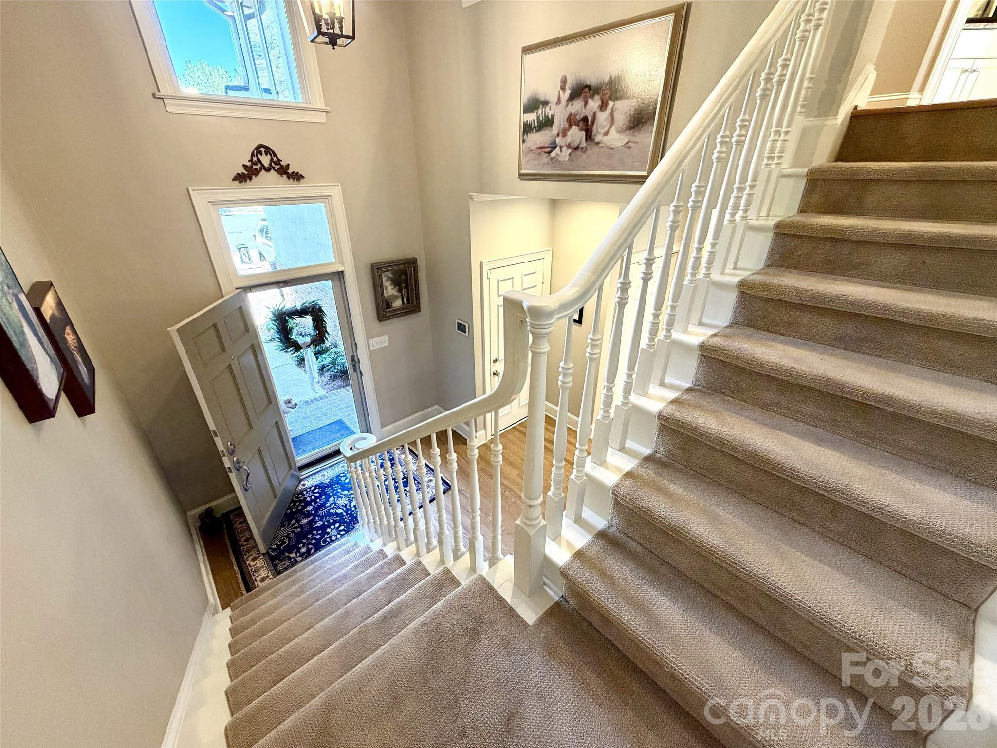 8964 Challis Hill Lane — Charlotte