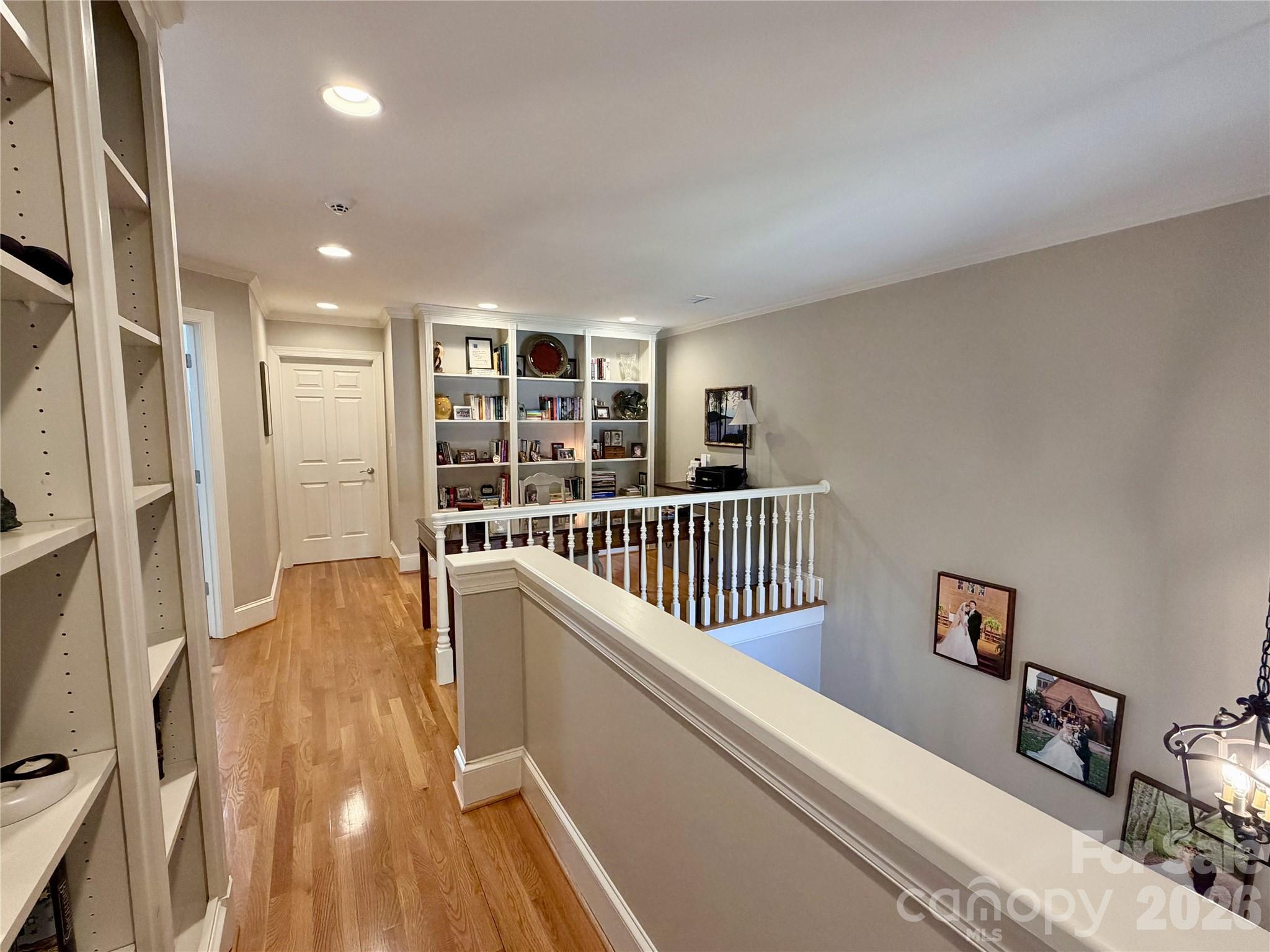 8964 Challis Hill Lane — Charlotte
