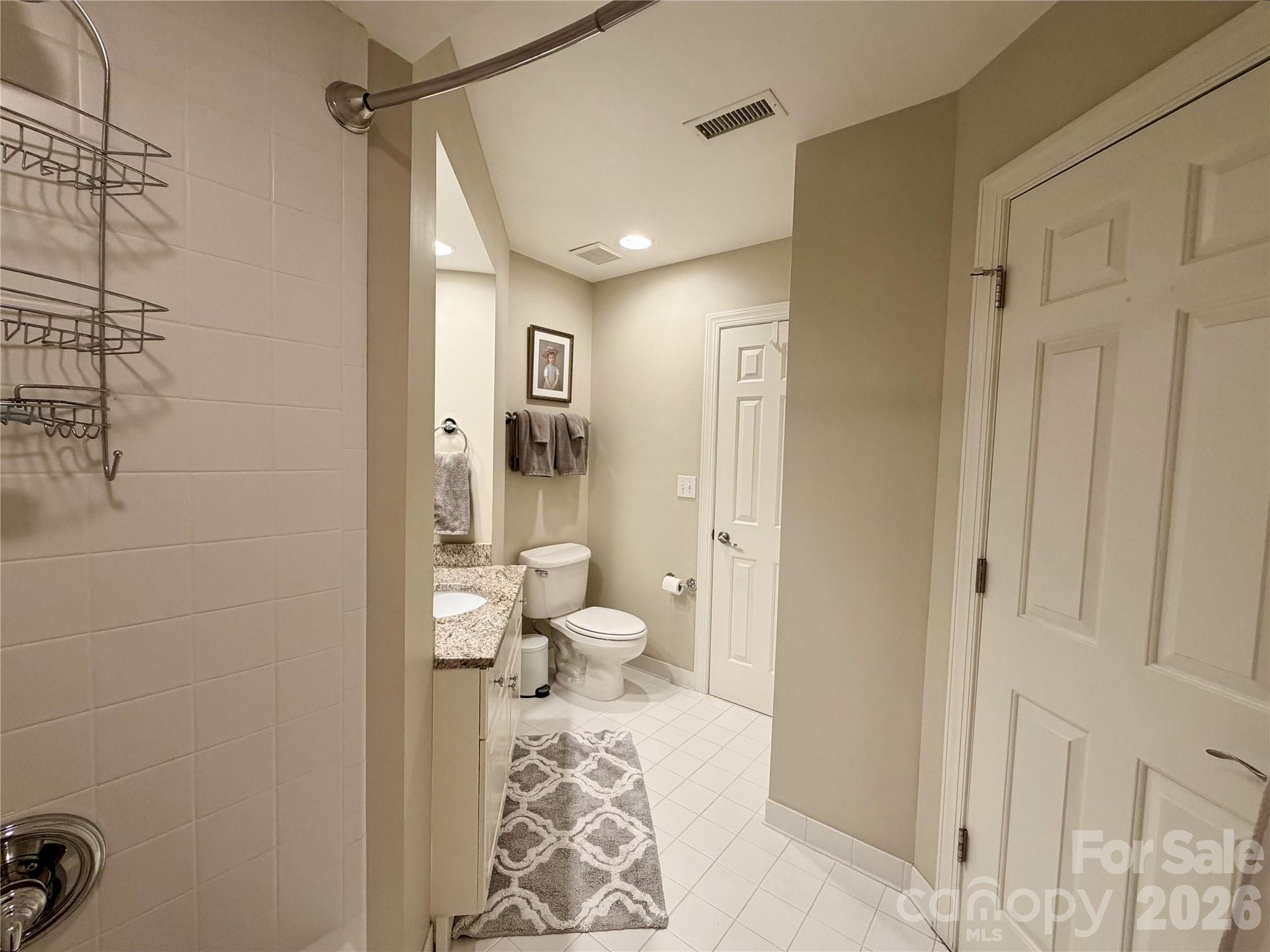 8964 Challis Hill Lane — Charlotte