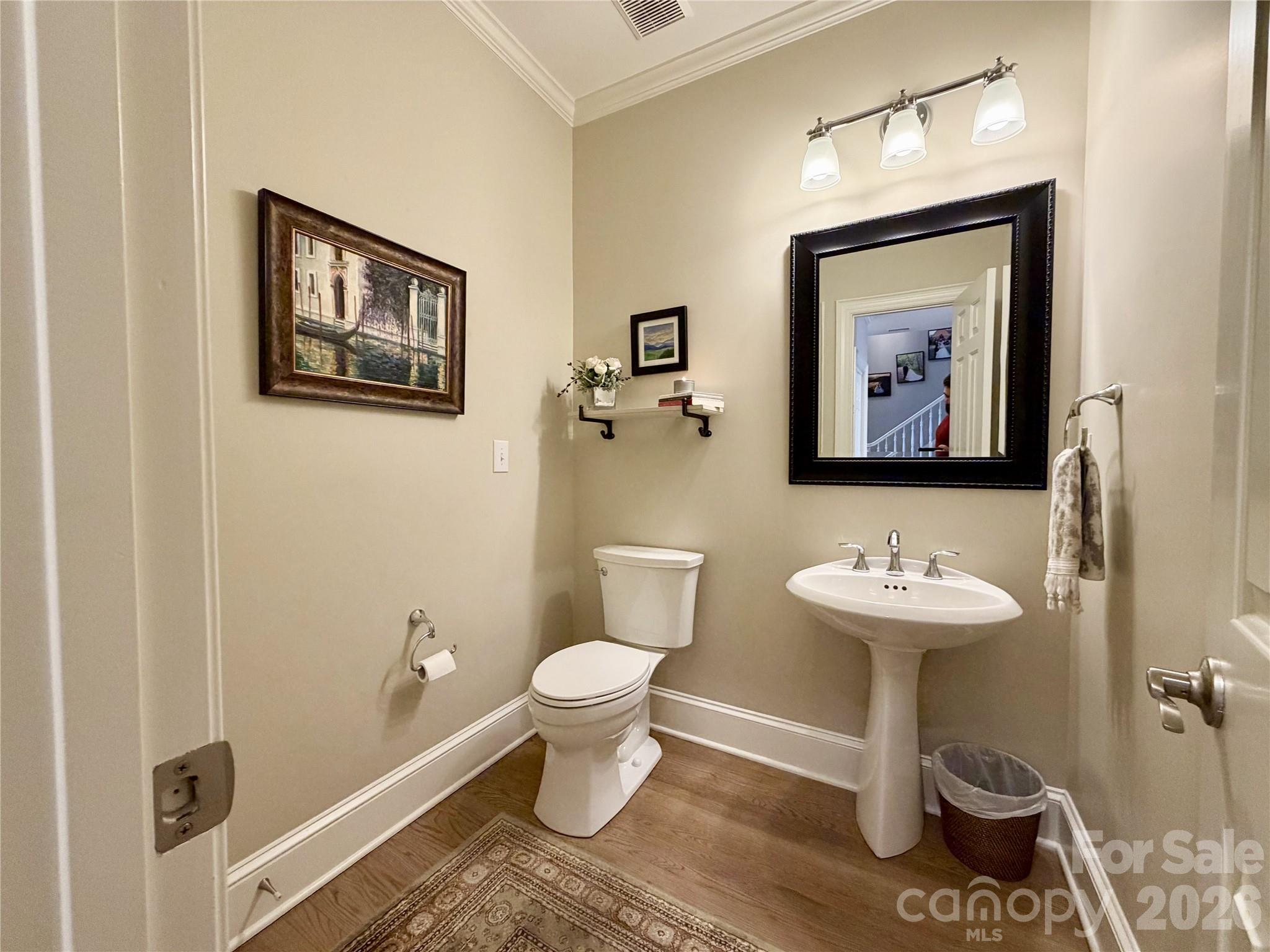 8964 Challis Hill Lane — Charlotte