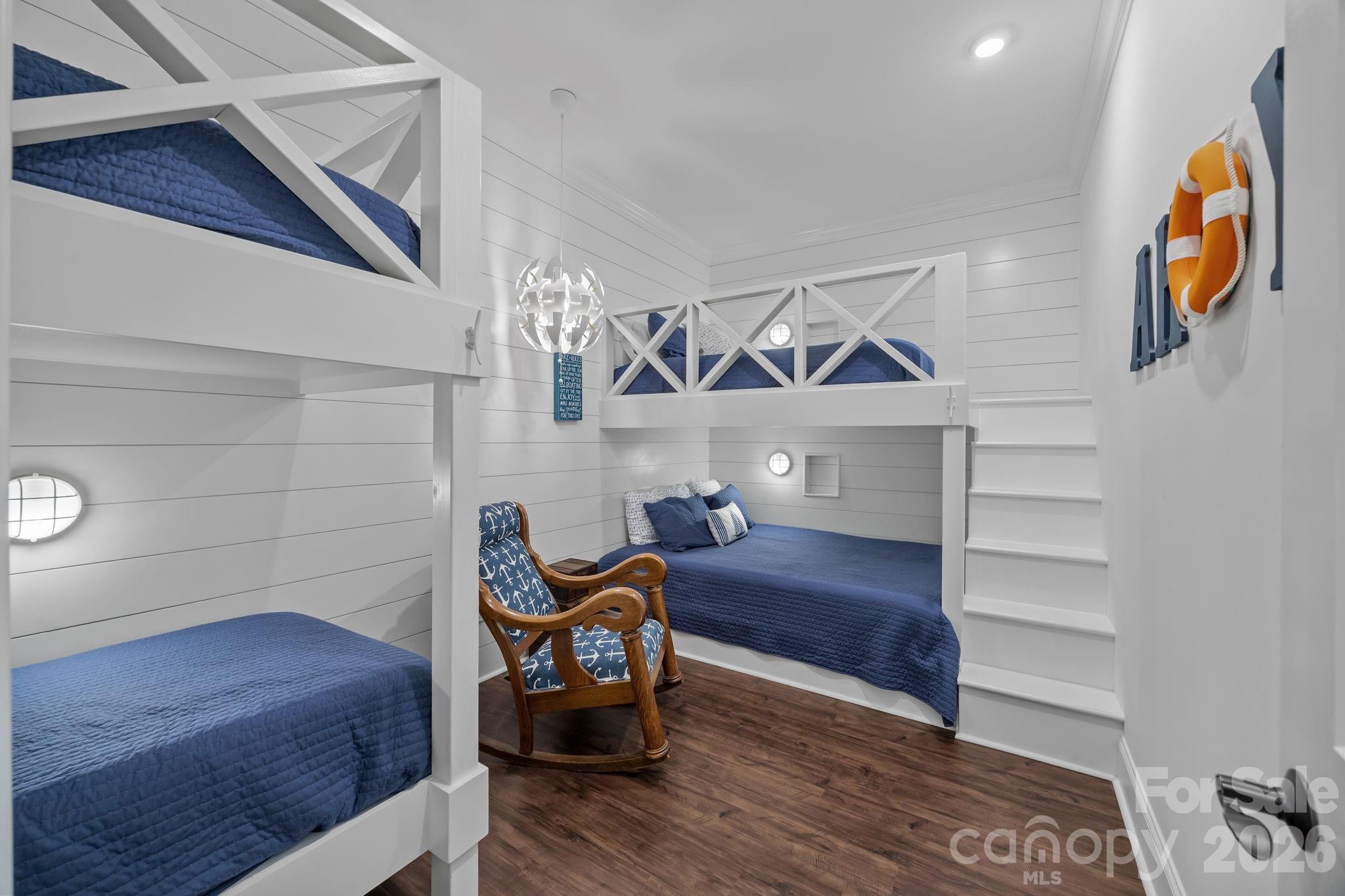 122 Sisters Cove Court — Mooresville