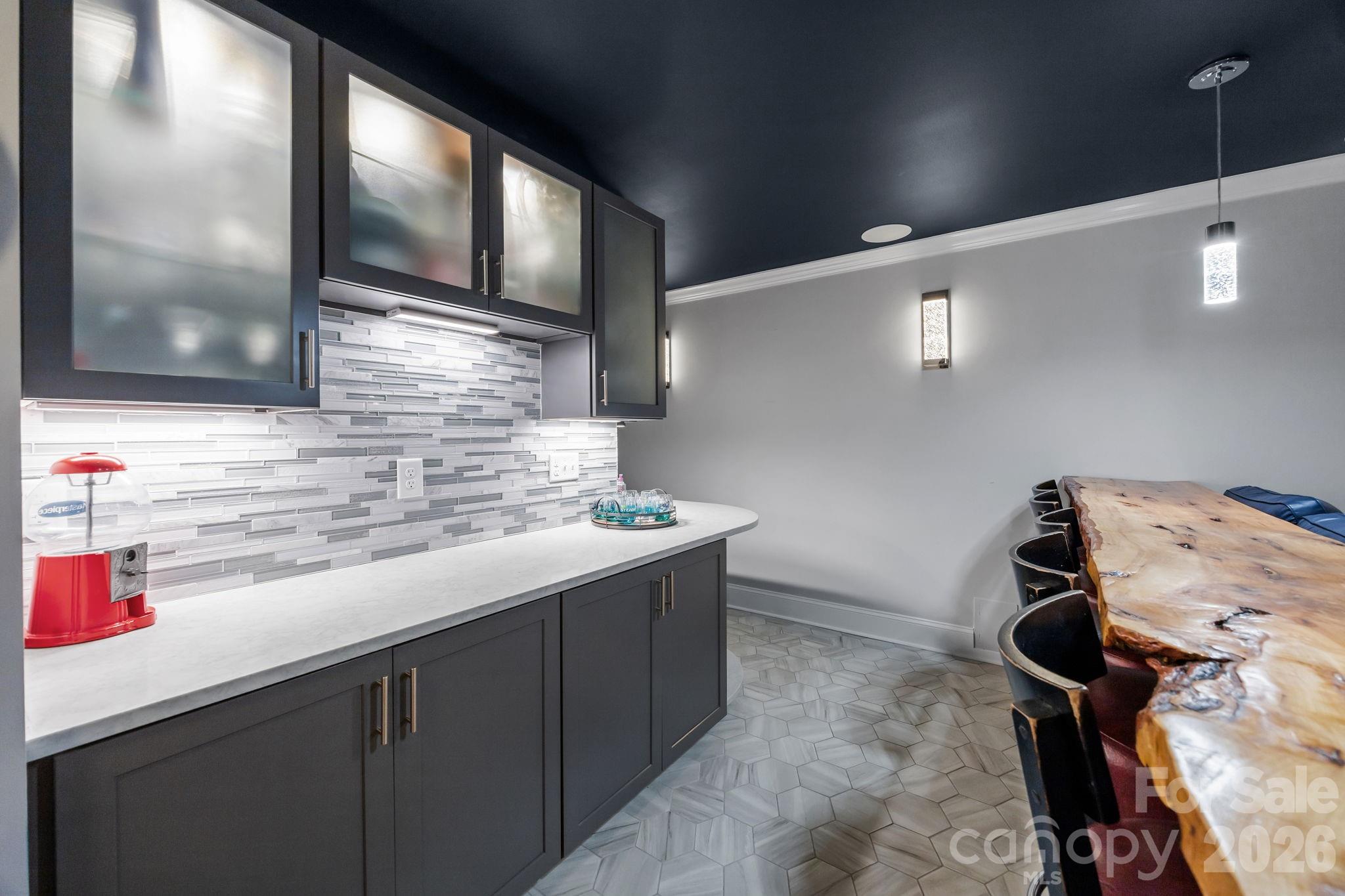 122 Sisters Cove Court — Mooresville