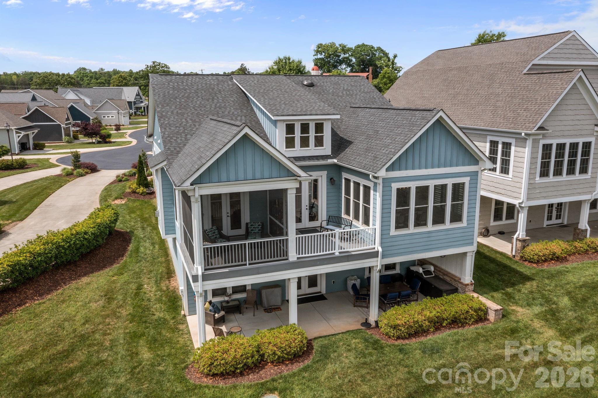 122 Sisters Cove Court — Mooresville