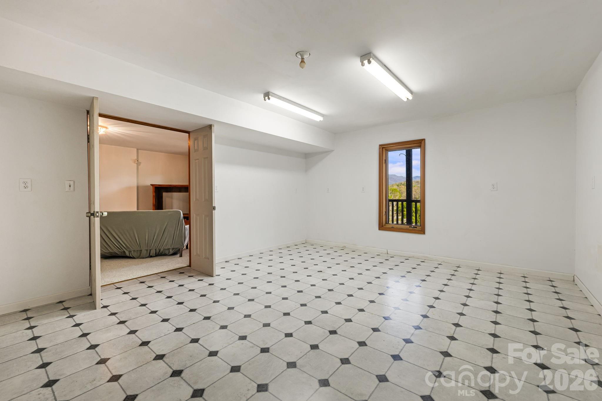 144 Hilltop Road — Black Mountain