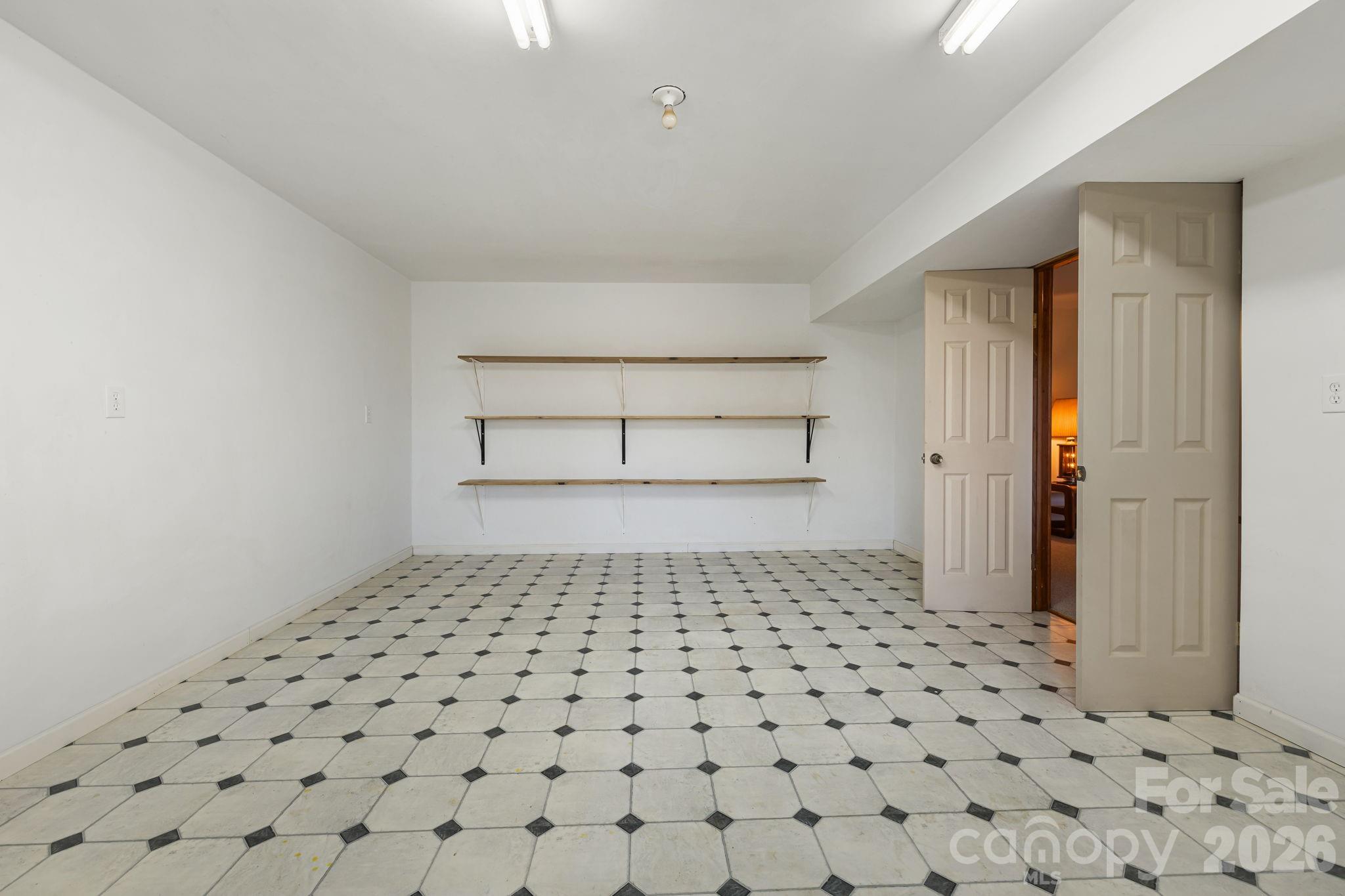 144 Hilltop Road — Black Mountain