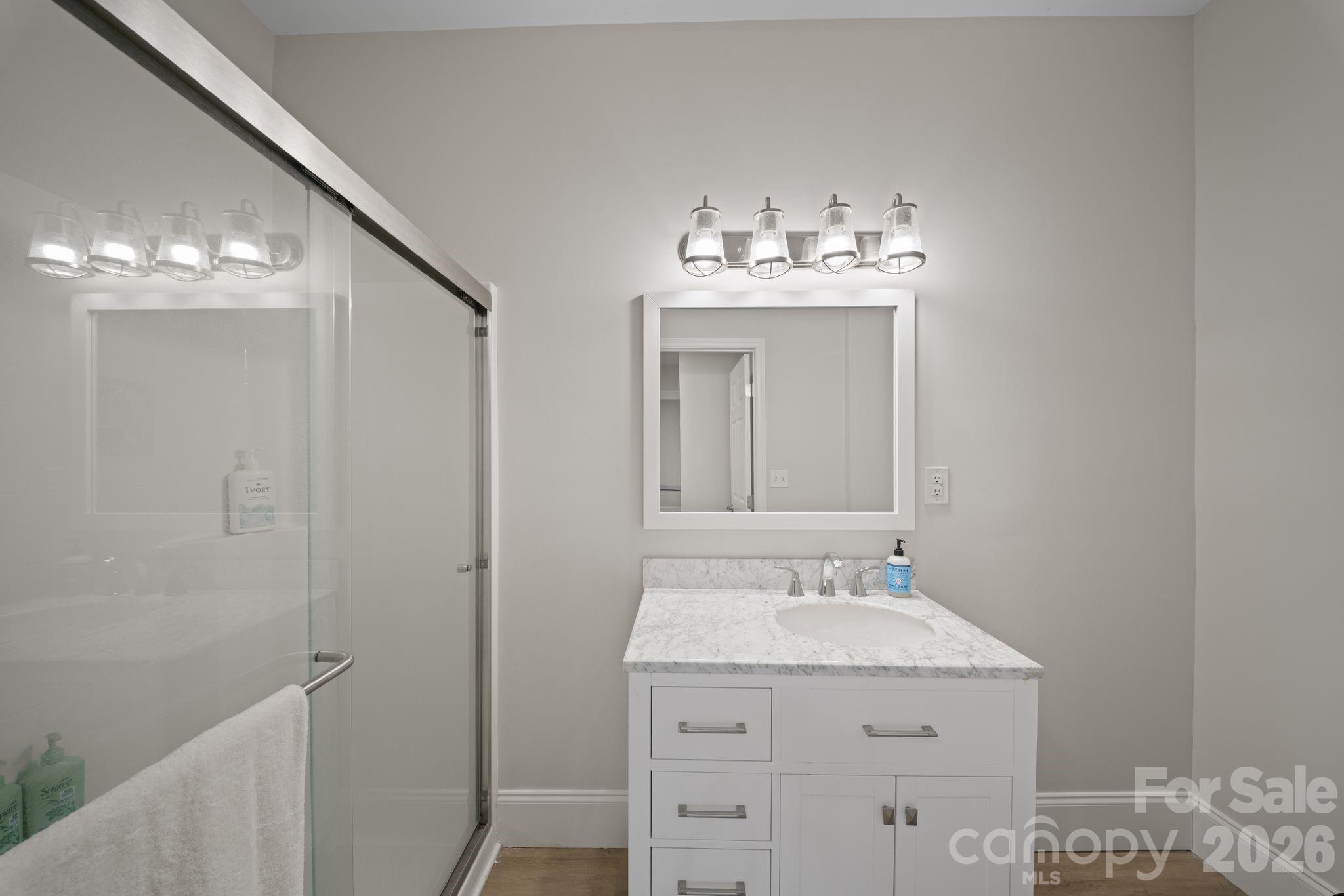 104 Black Hawk Ridge — Weaverville