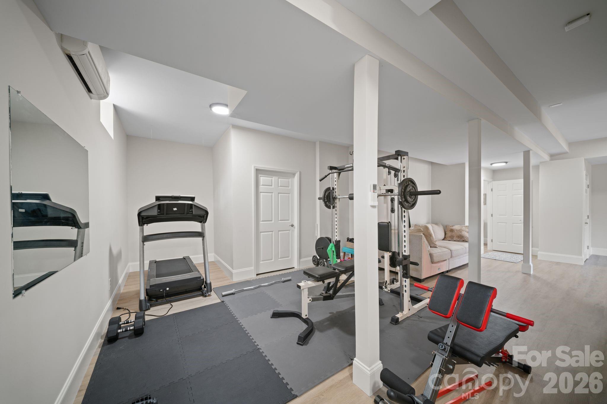 104 Black Hawk Ridge — Weaverville