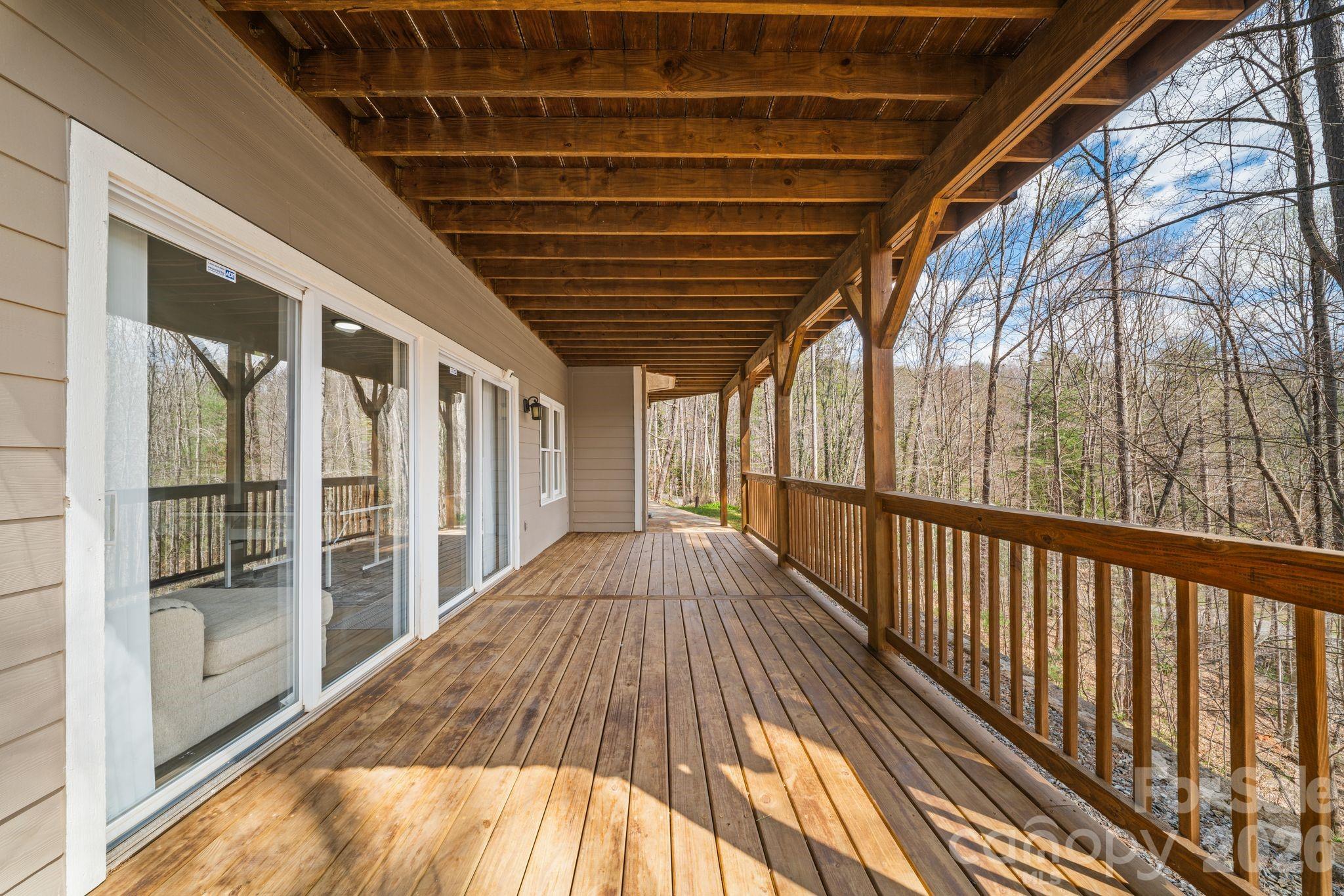 104 Black Hawk Ridge — Weaverville