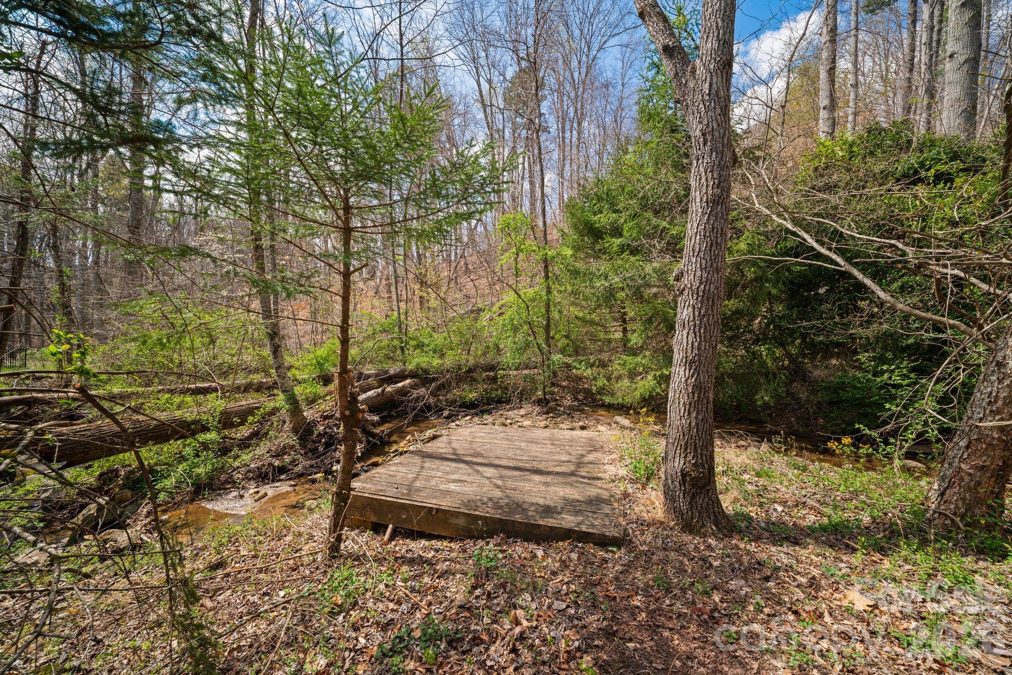 104 Black Hawk Ridge — Weaverville