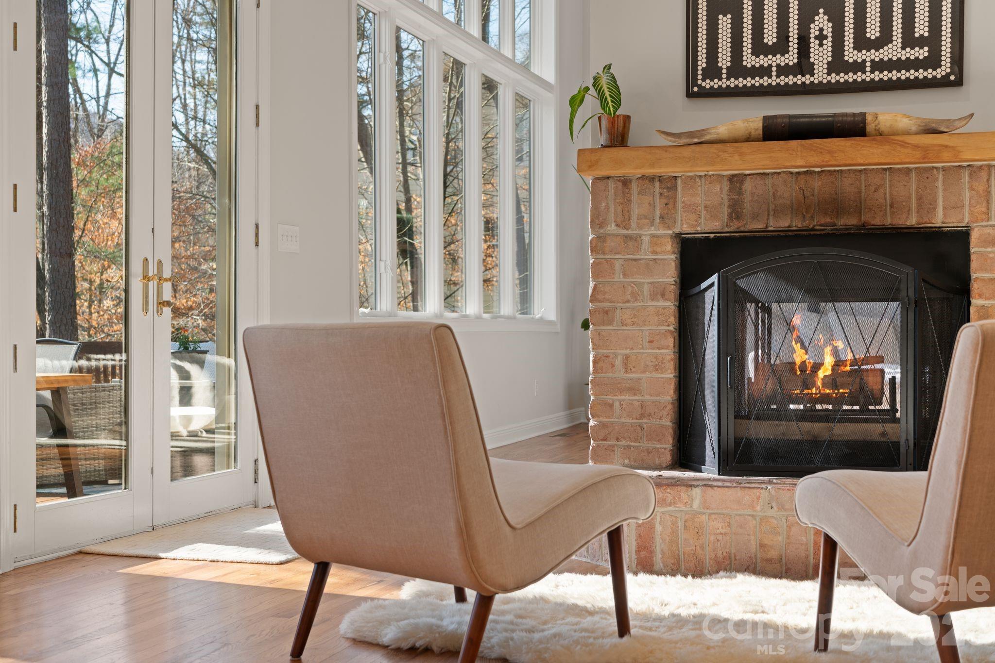 104 Black Hawk Ridge — Weaverville