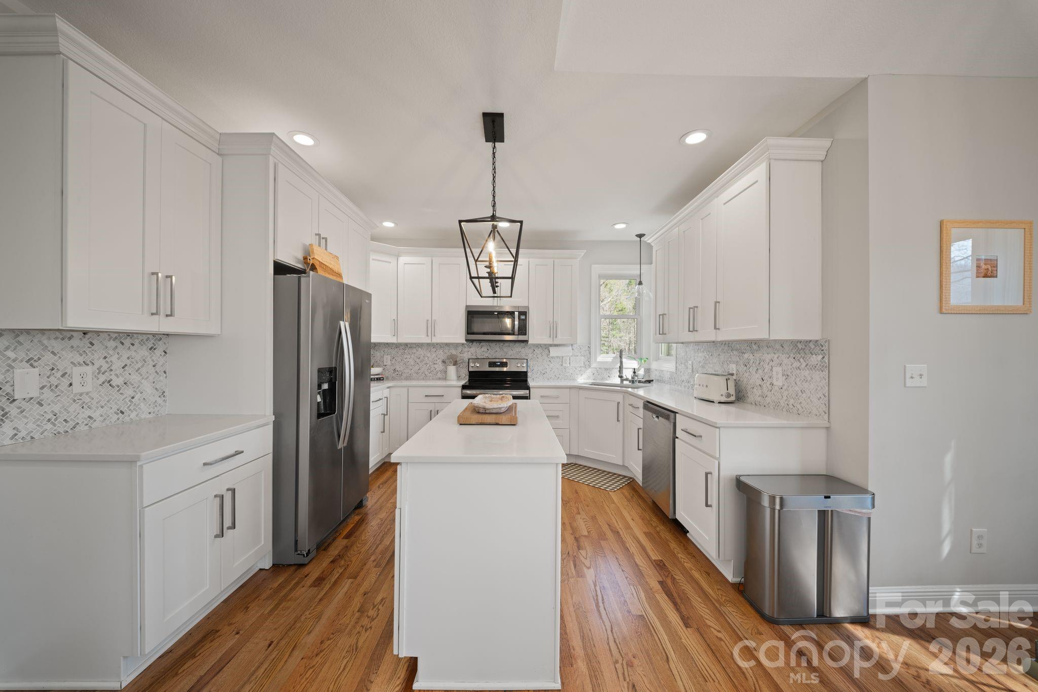 104 Black Hawk Ridge — Weaverville