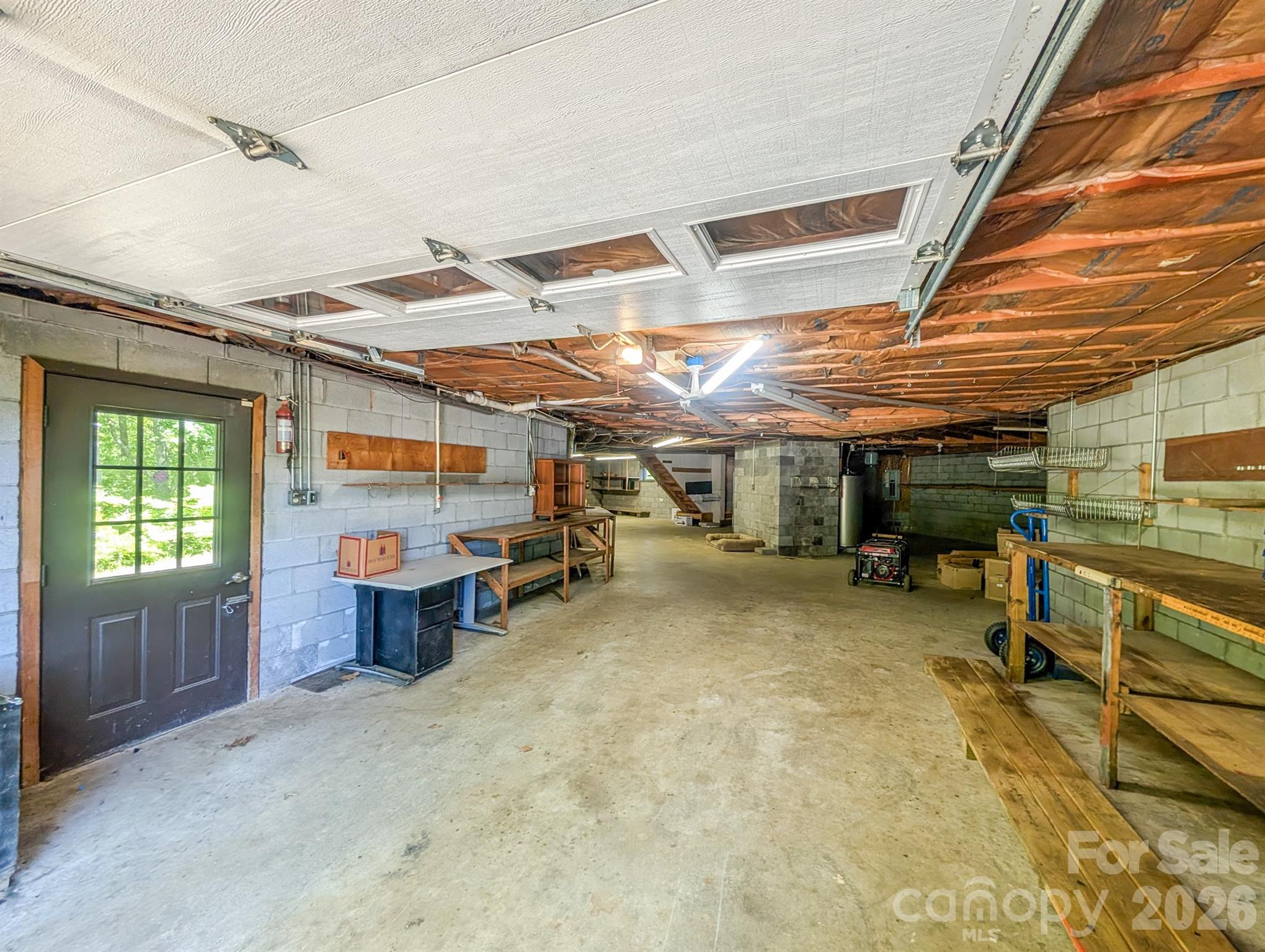 572 Pleasant Valley Road — Burnsville
