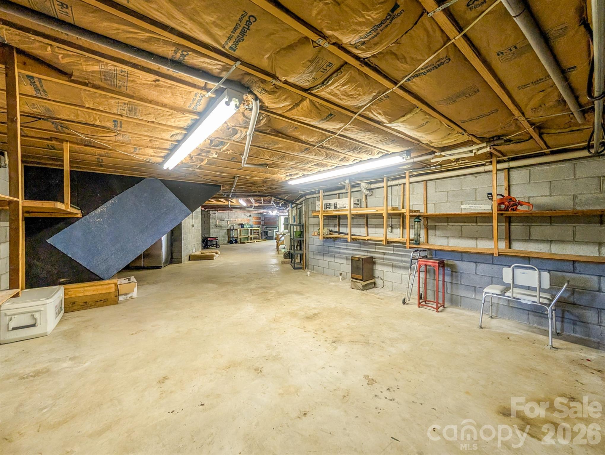 572 Pleasant Valley Road — Burnsville