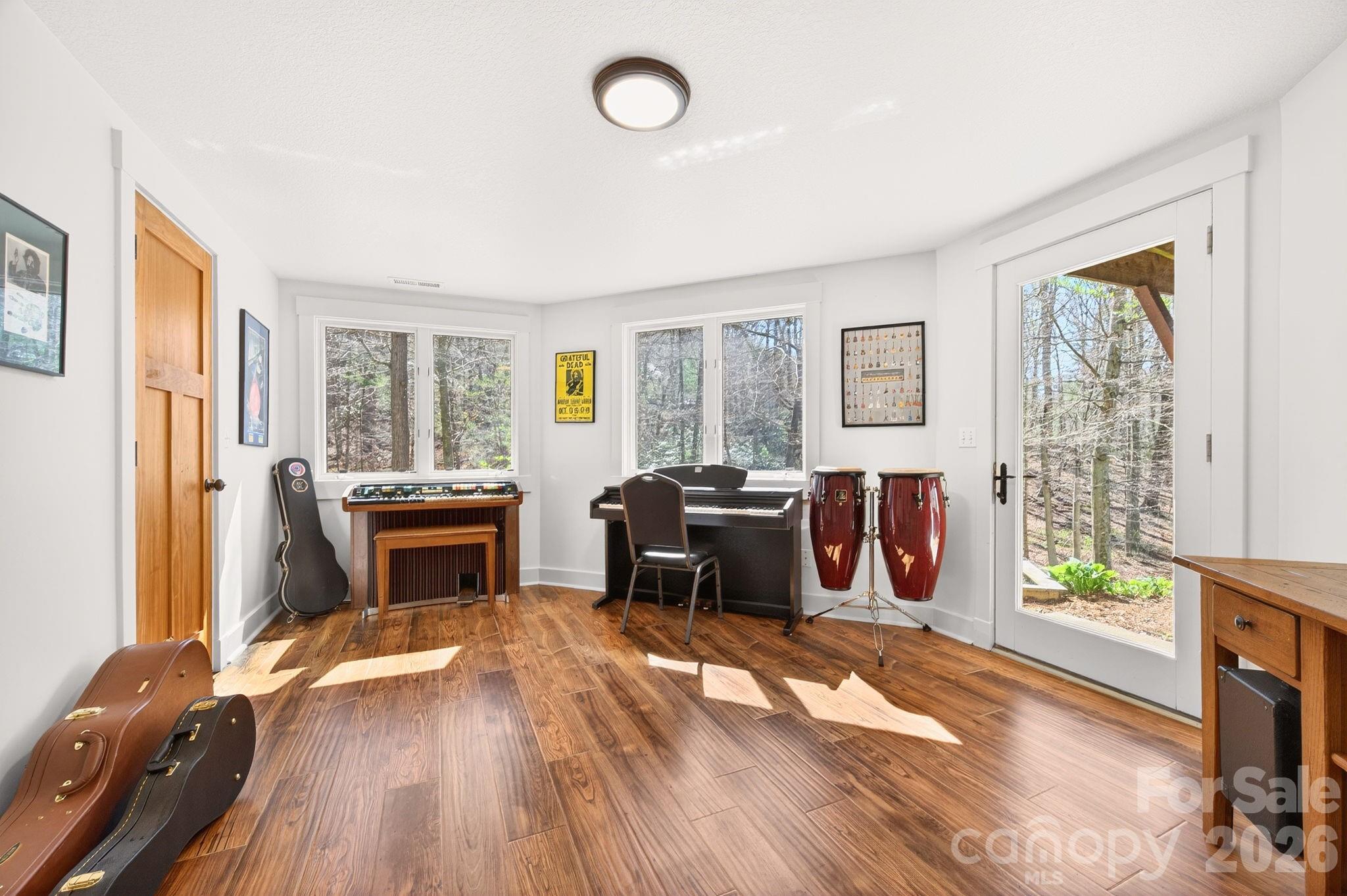 257 Jones Cove Road — Asheville