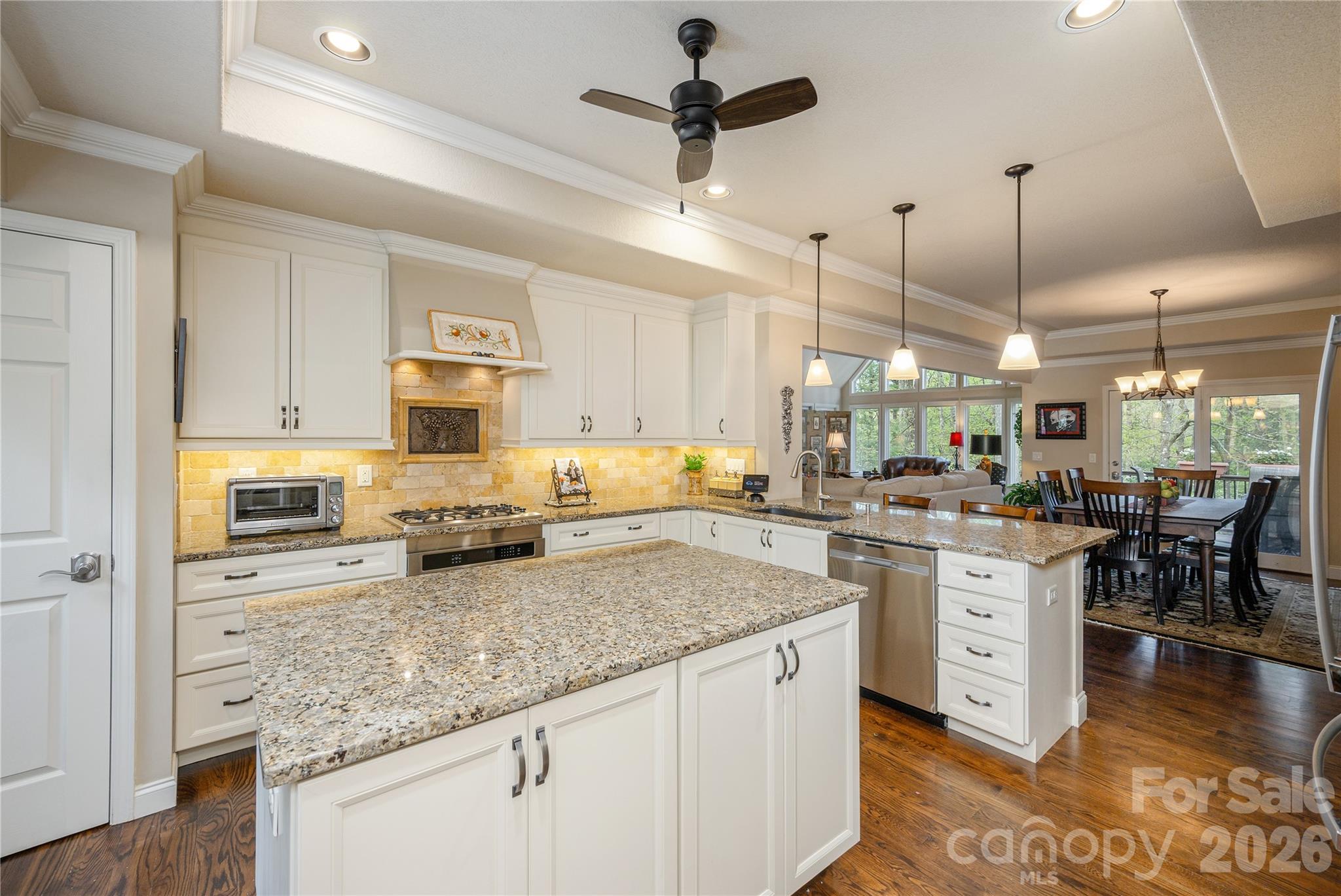 508 Cobblestone Lane — Flat Rock