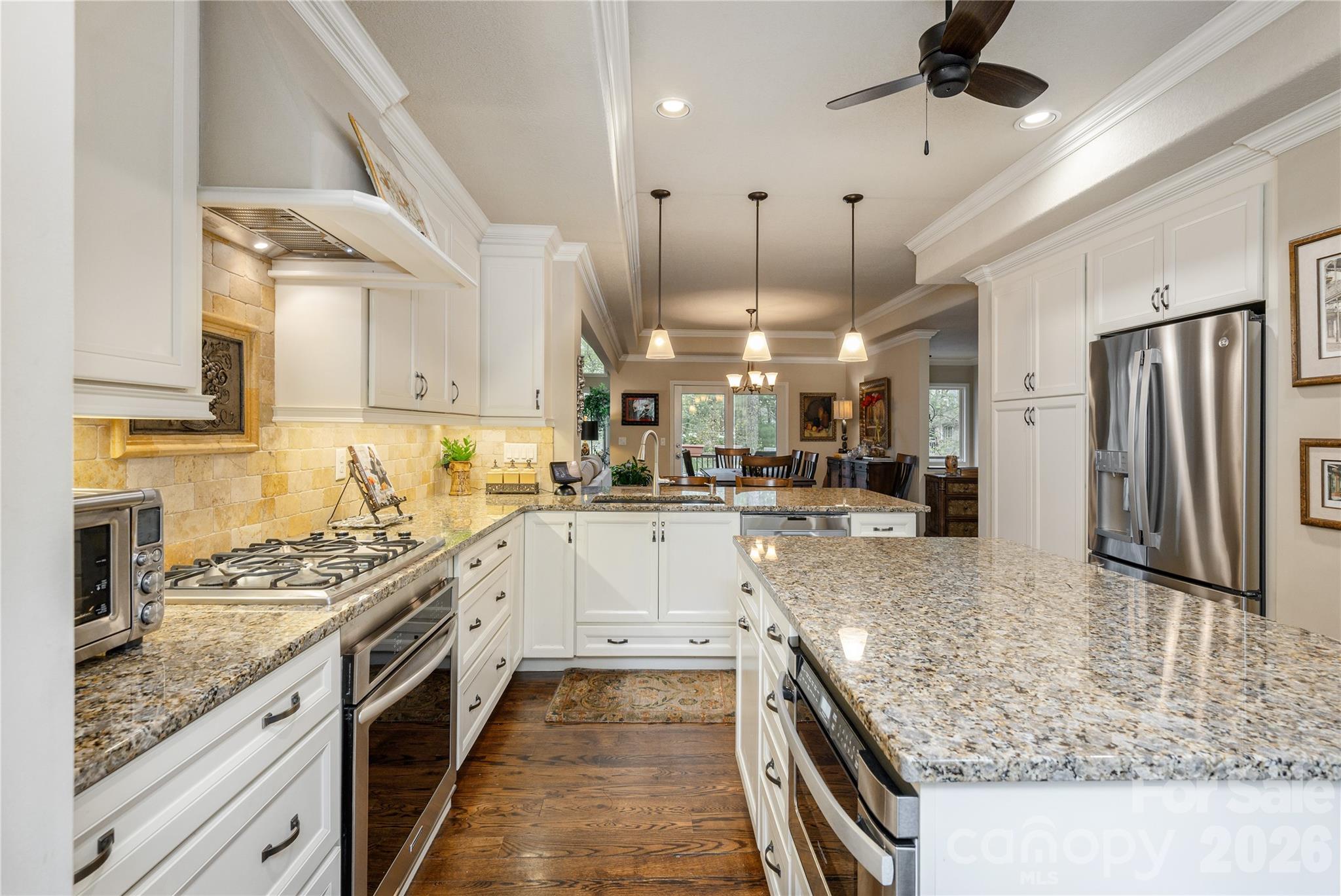 508 Cobblestone Lane — Flat Rock